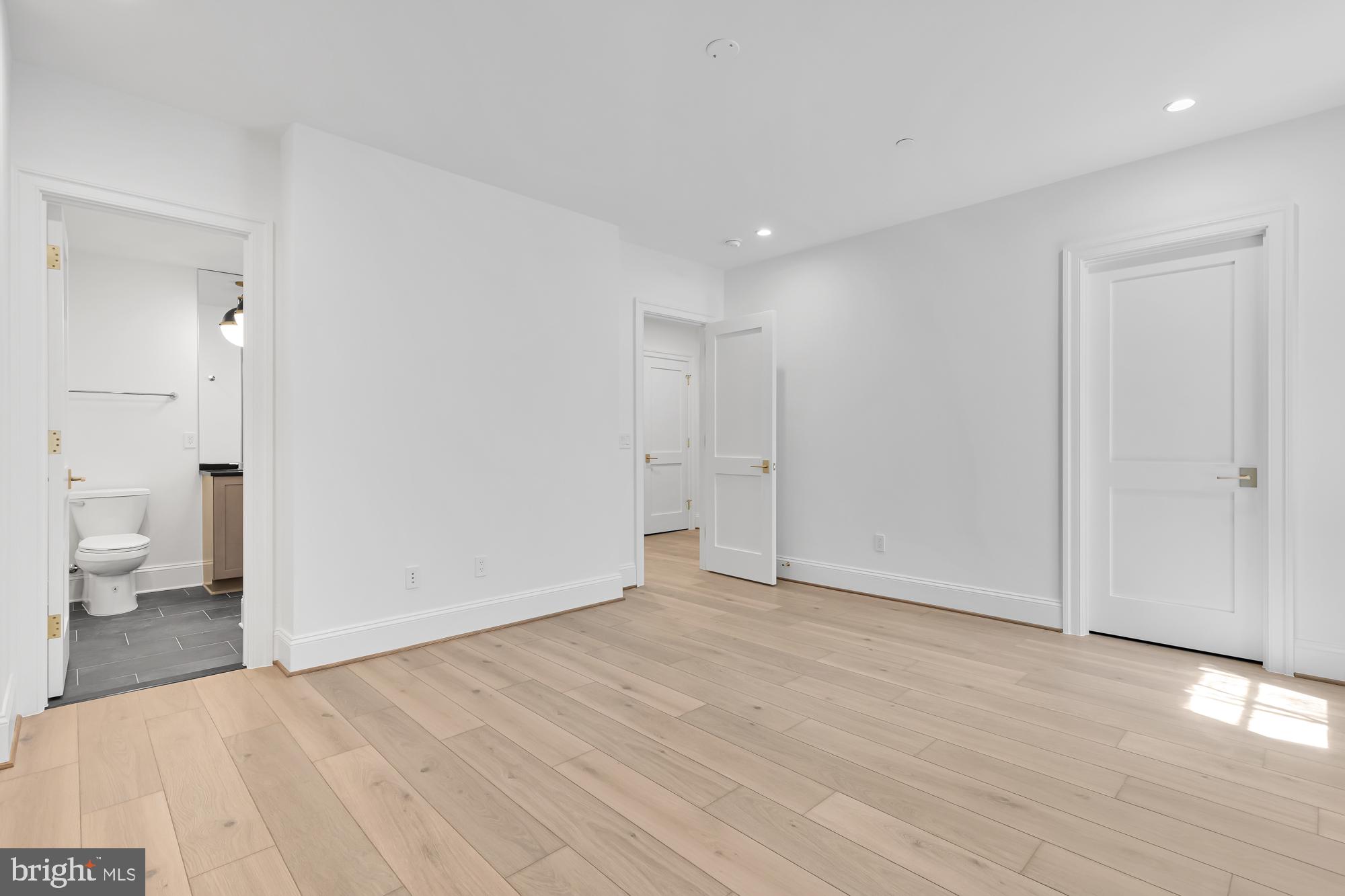 KENWOOD - Residential