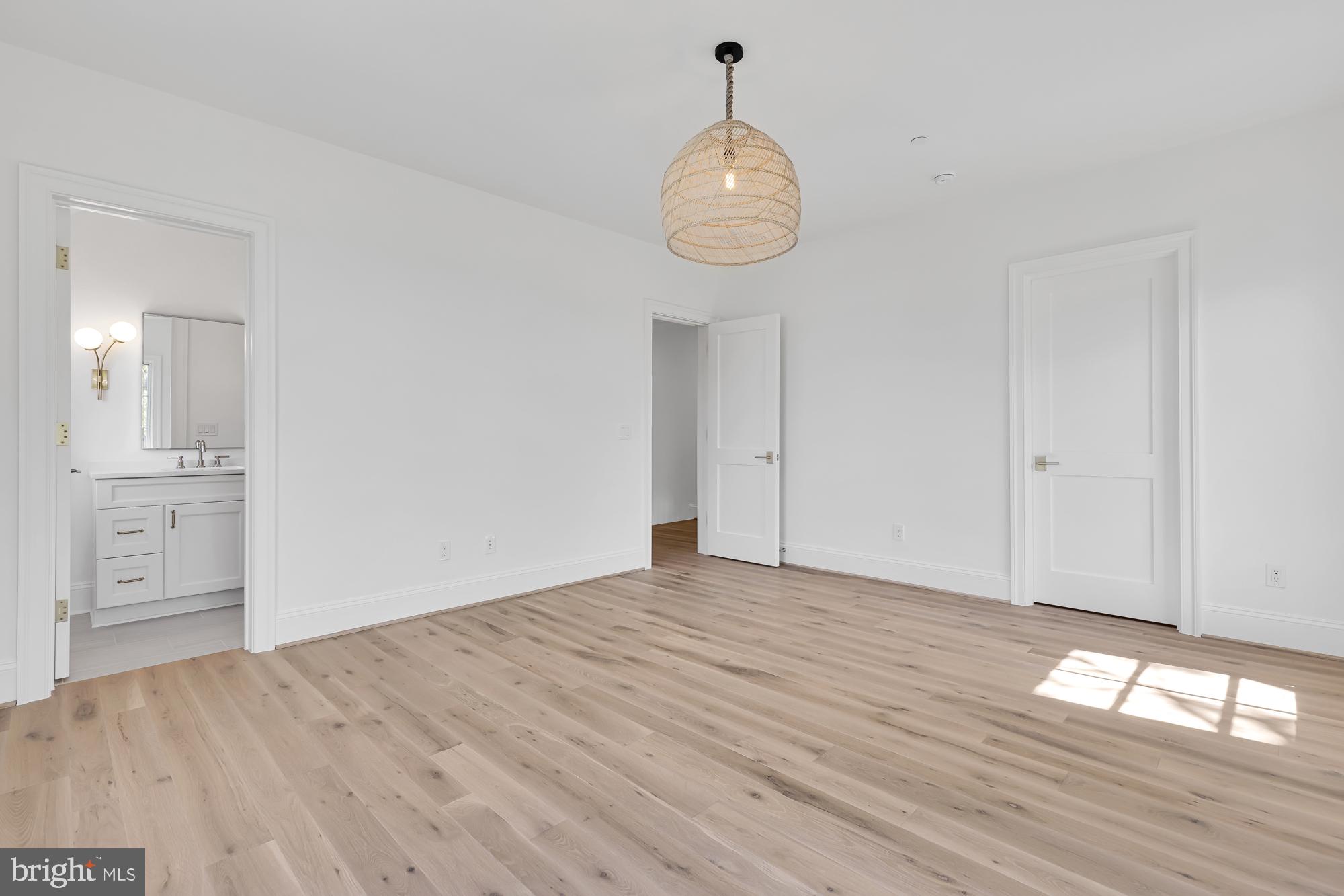 KENWOOD - Residential