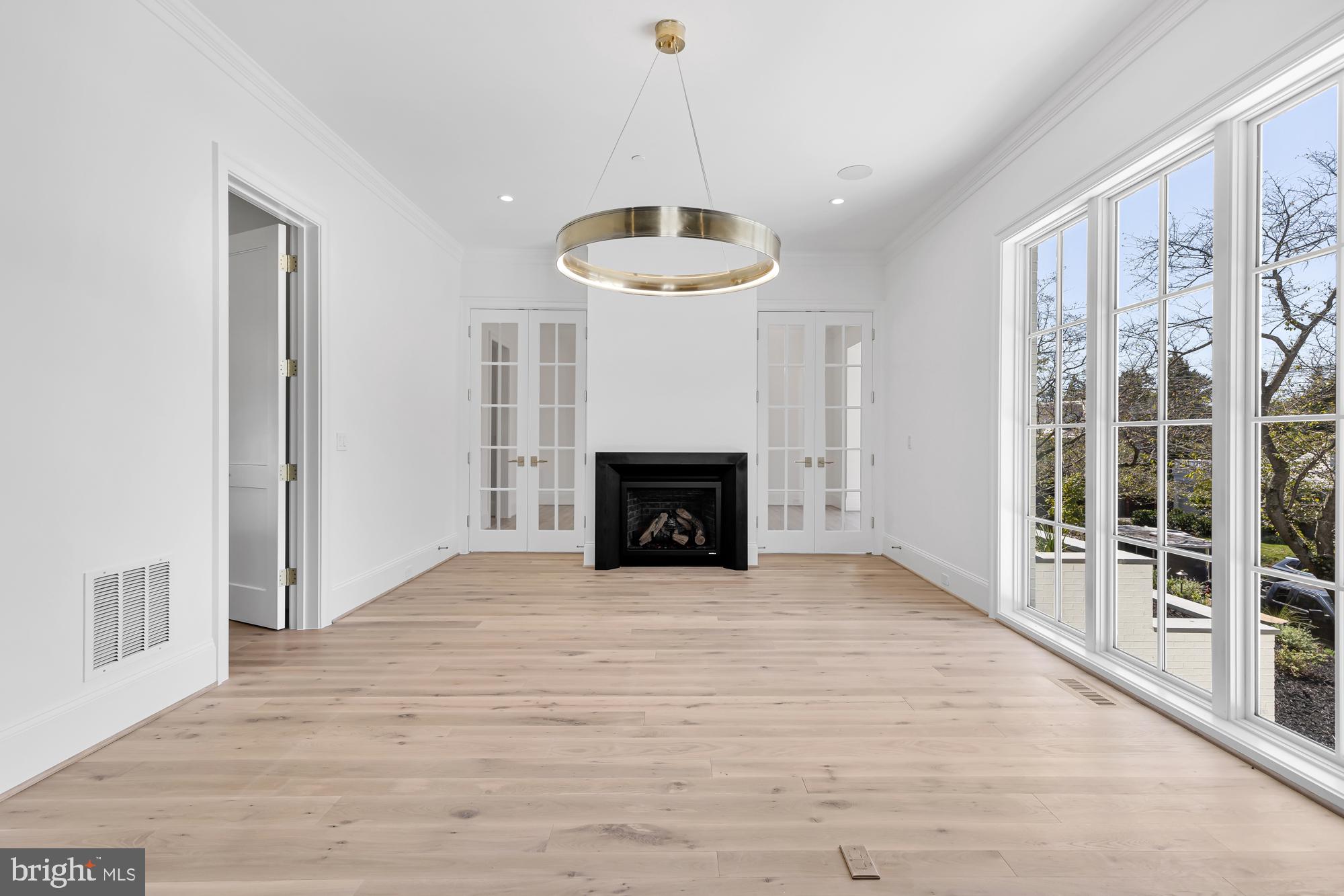 KENWOOD - Residential