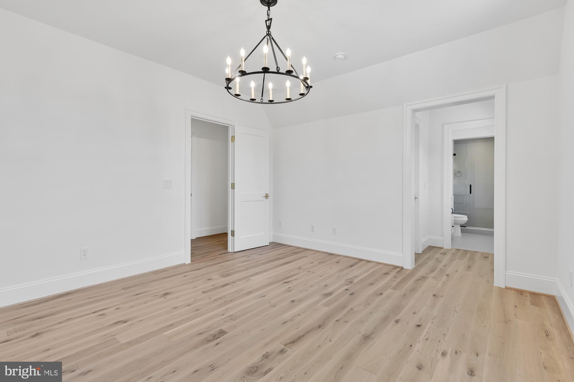 KENWOOD - Residential