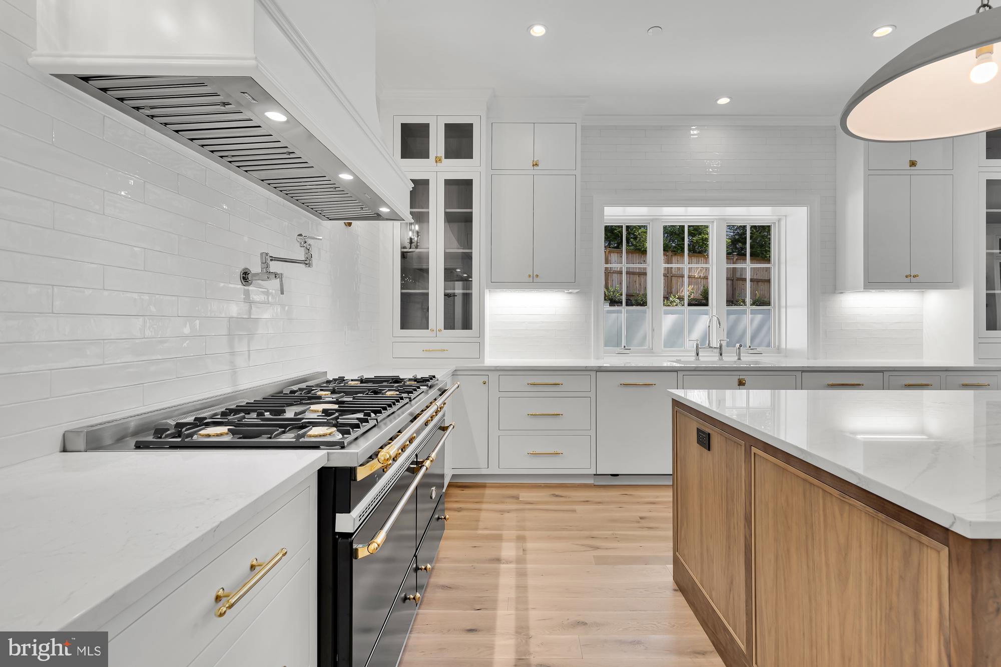 KENWOOD - Residential