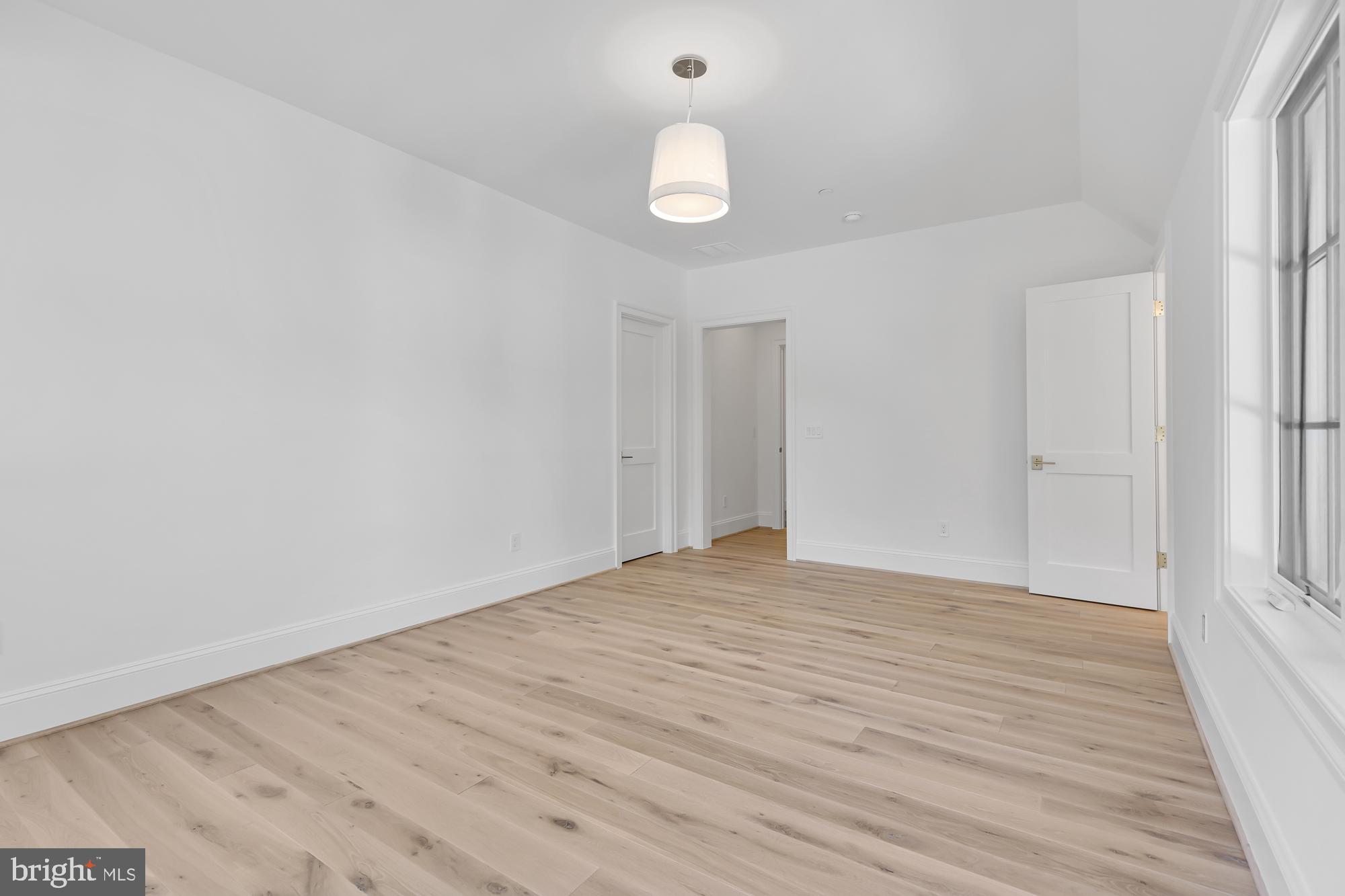 KENWOOD - Residential