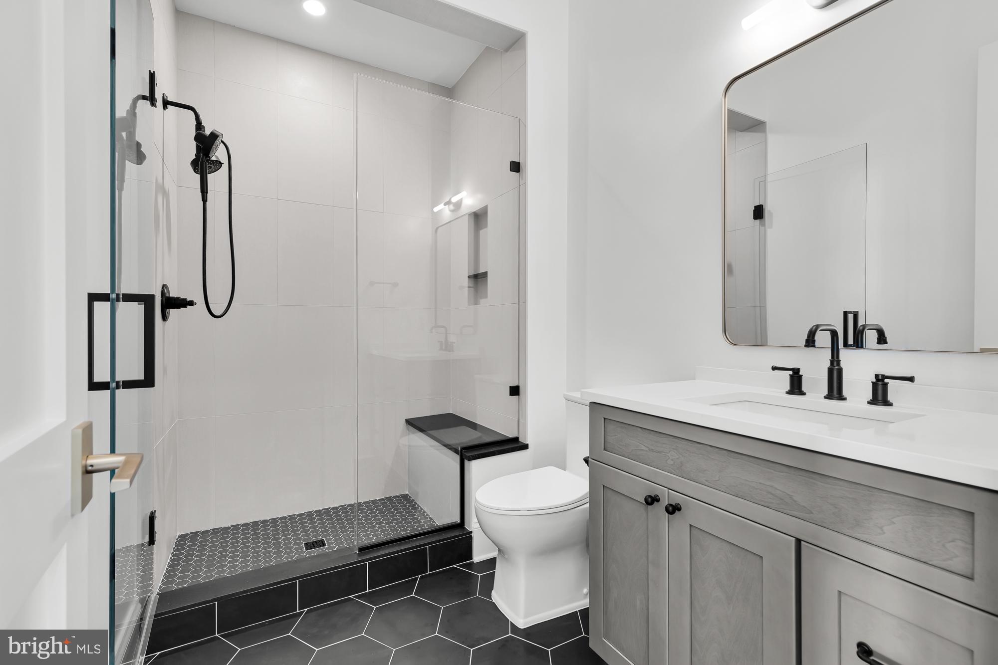 KENWOOD - Residential