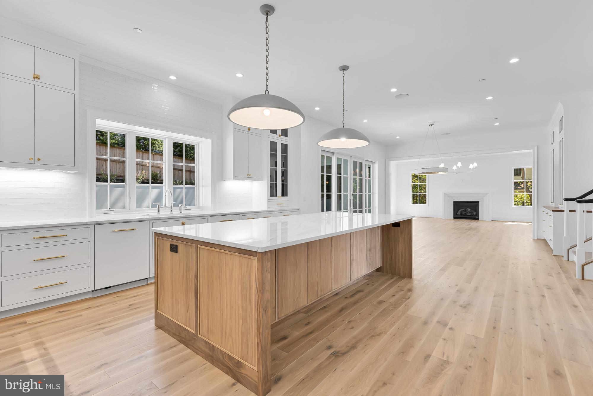 KENWOOD - Residential