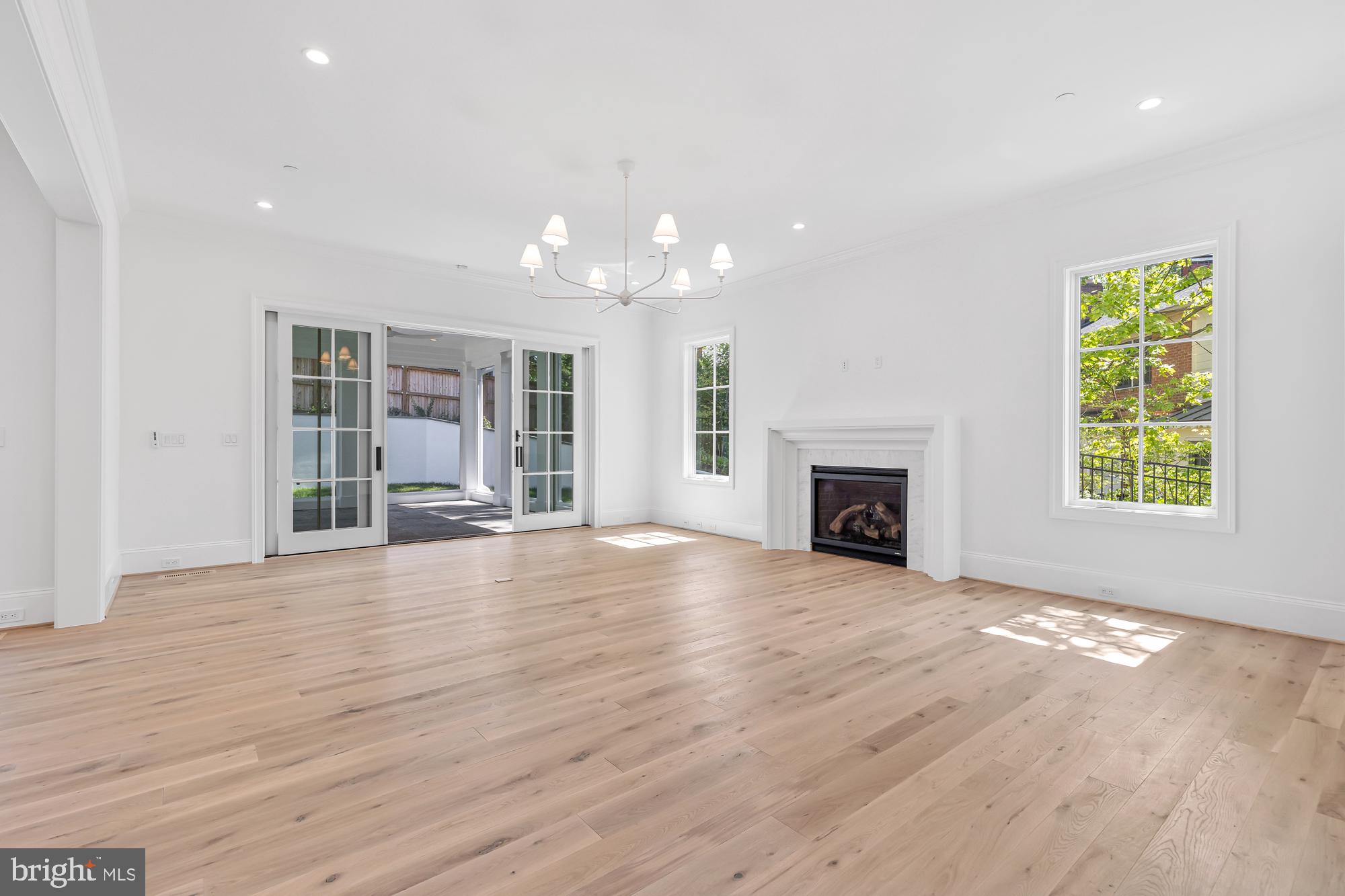 KENWOOD - Residential