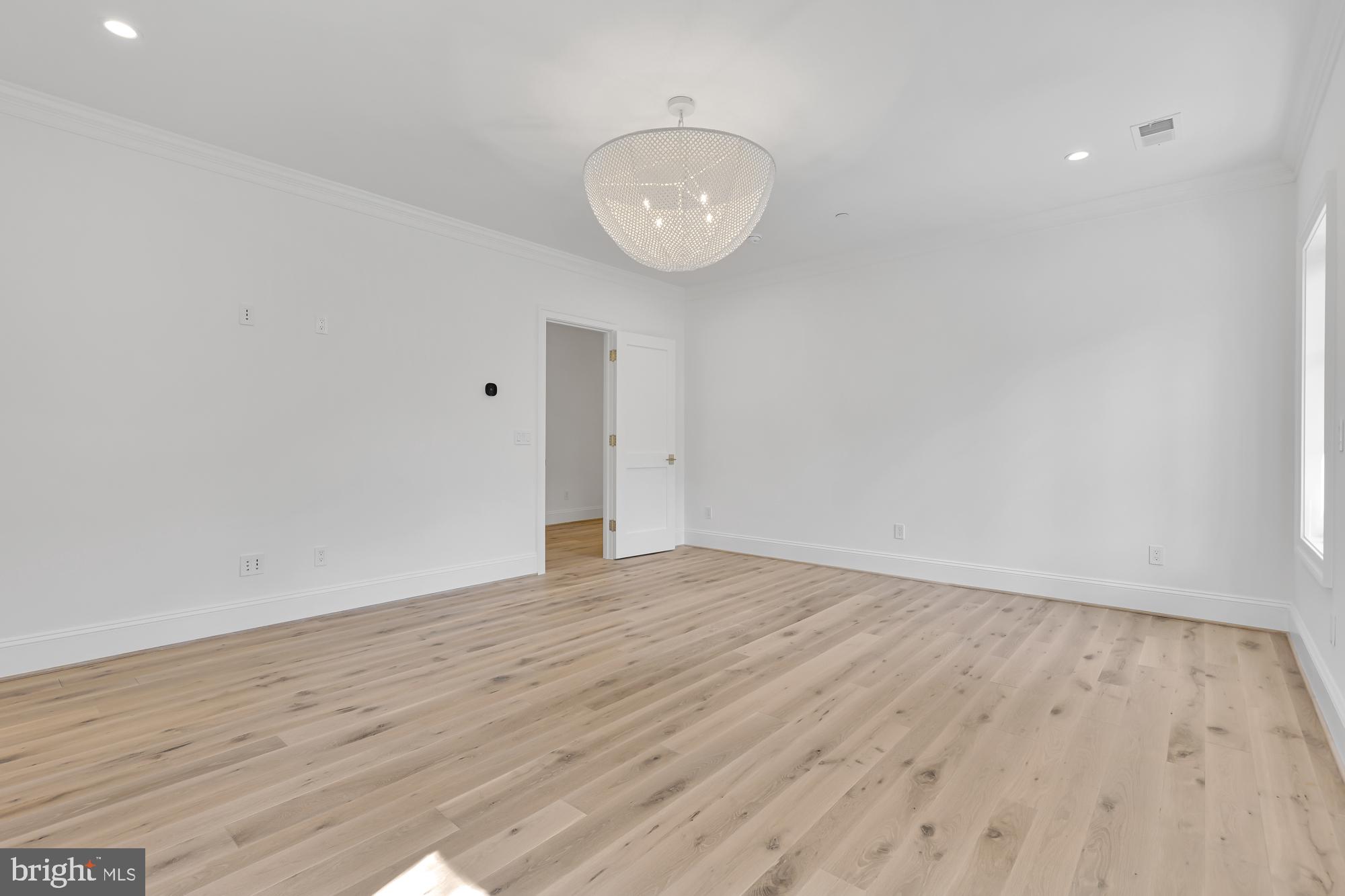 KENWOOD - Residential