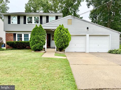 Photo of 1025 Putnam Pl, TURNERSVILLE, NJ 08012 (MLS # NJGL2068608)