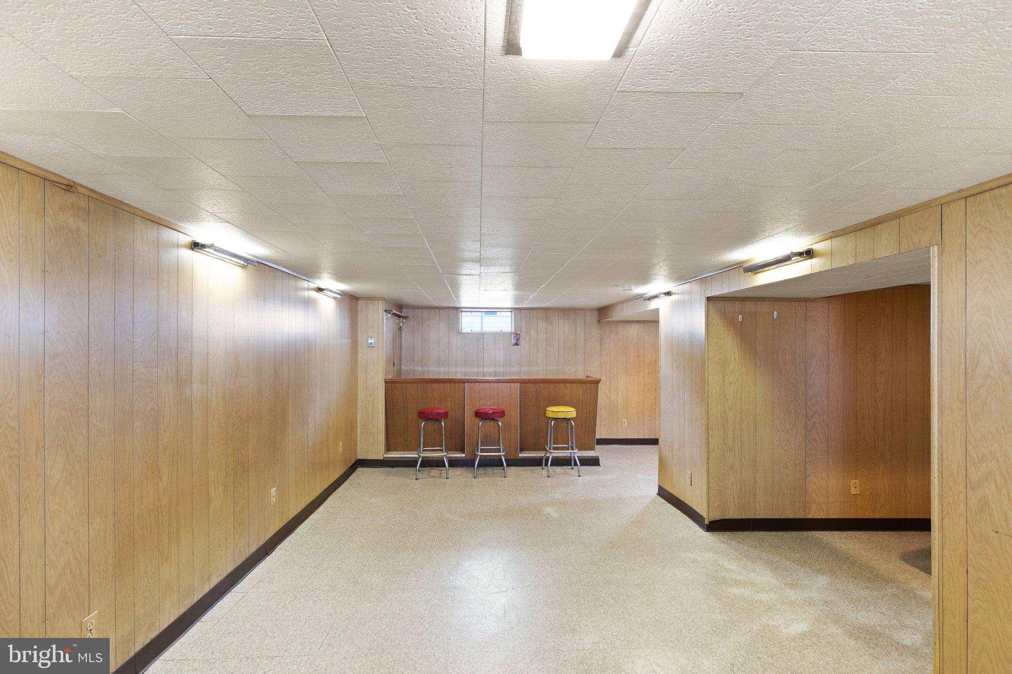 ESSEX - Commercial Sale