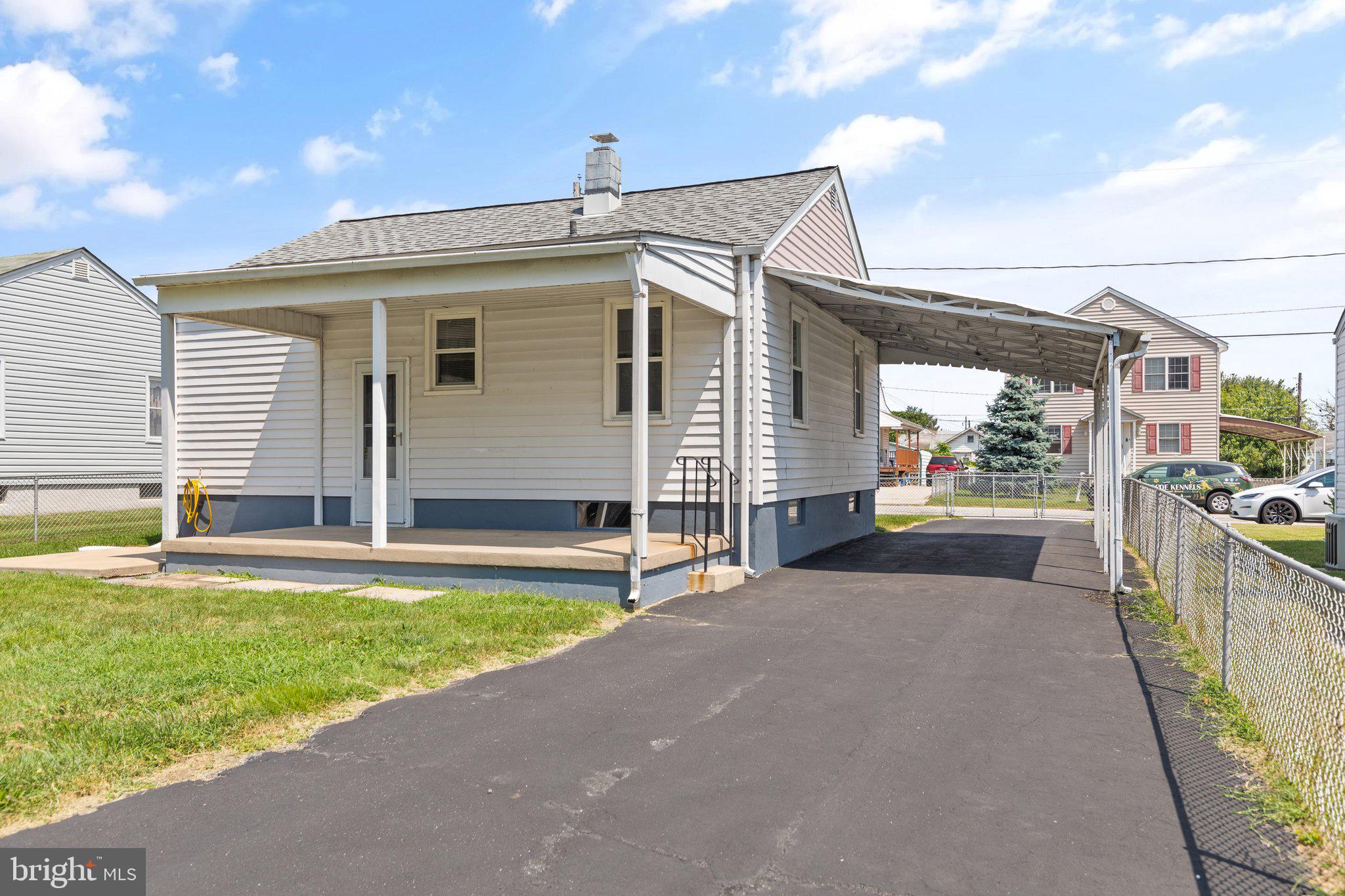 ESSEX - Commercial Sale