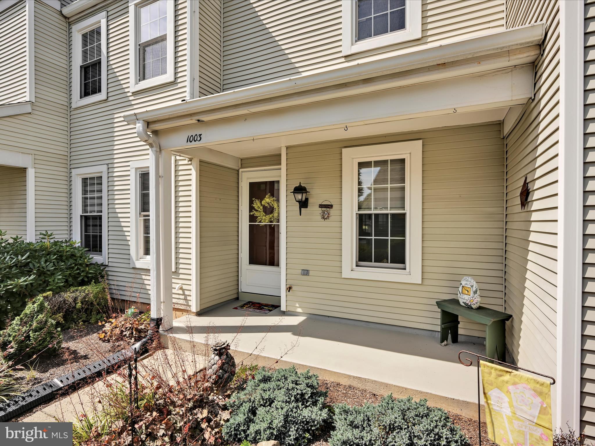 1003 CAMBRIDGE COURT