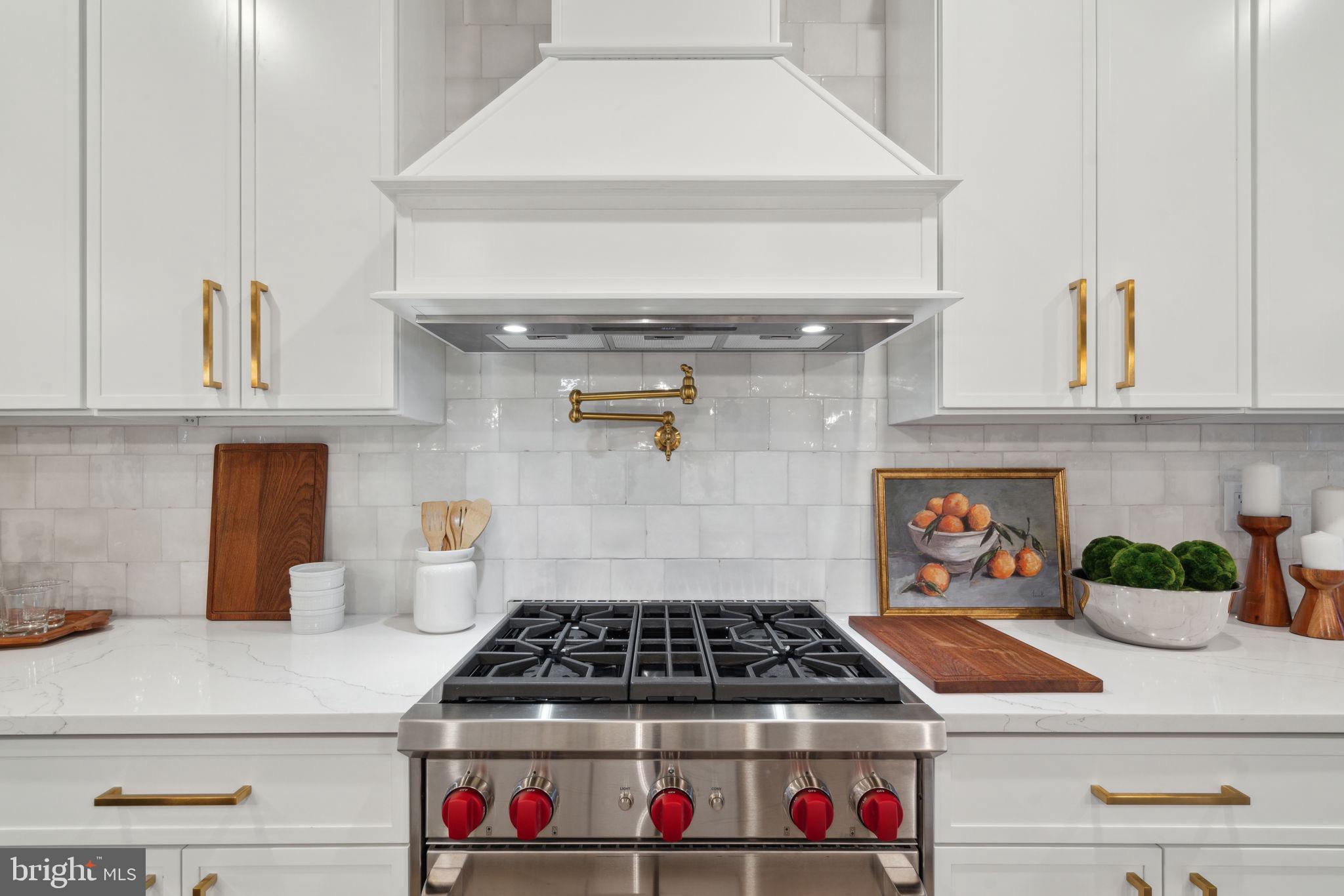 DEARNLEY PARK - Residential