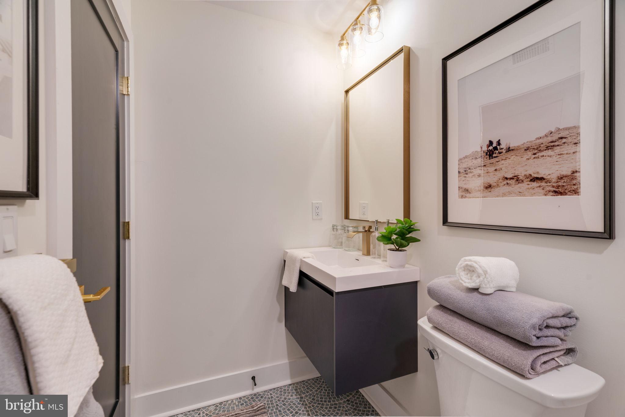 DEARNLEY PARK - Residential