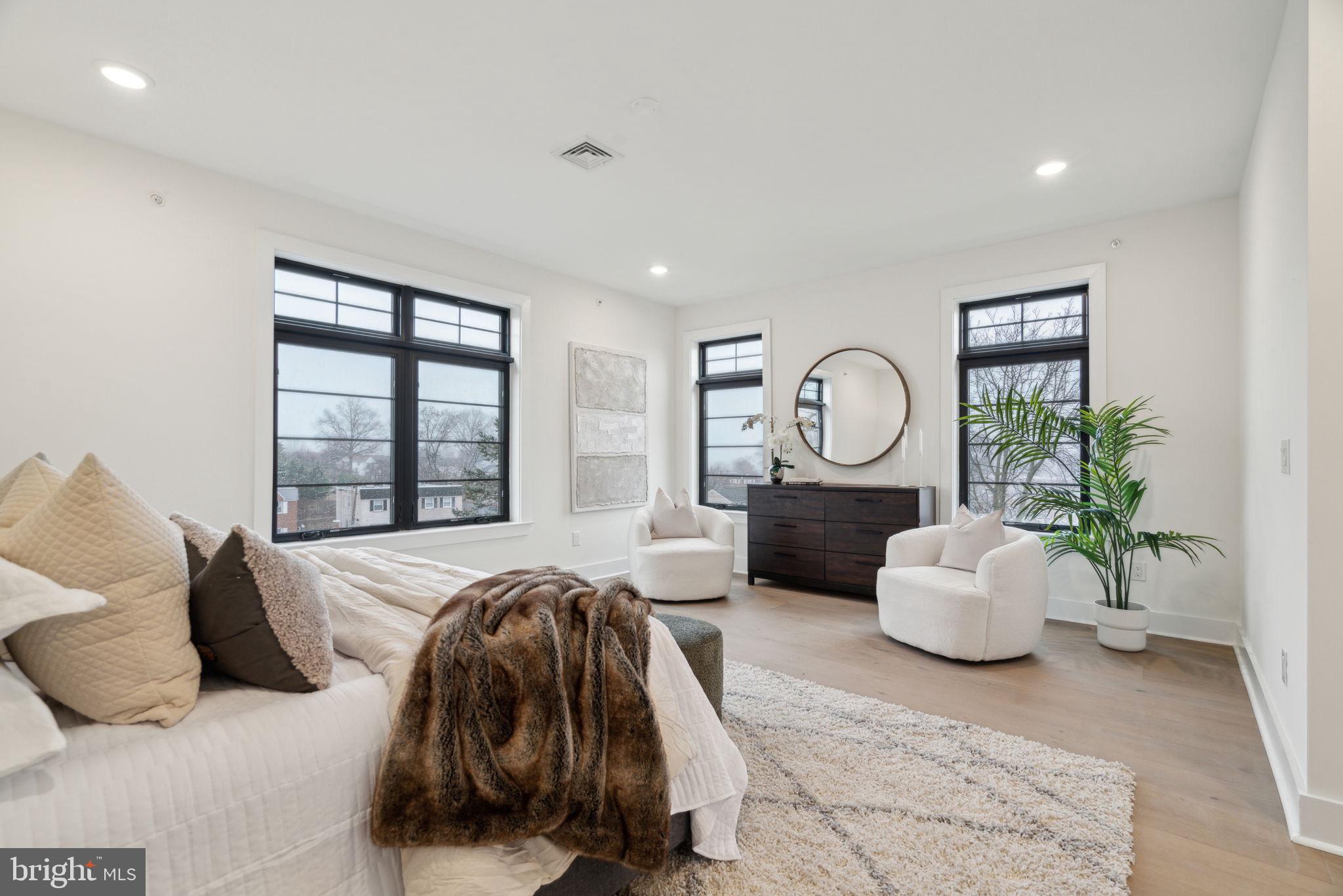 DEARNLEY PARK - Residential