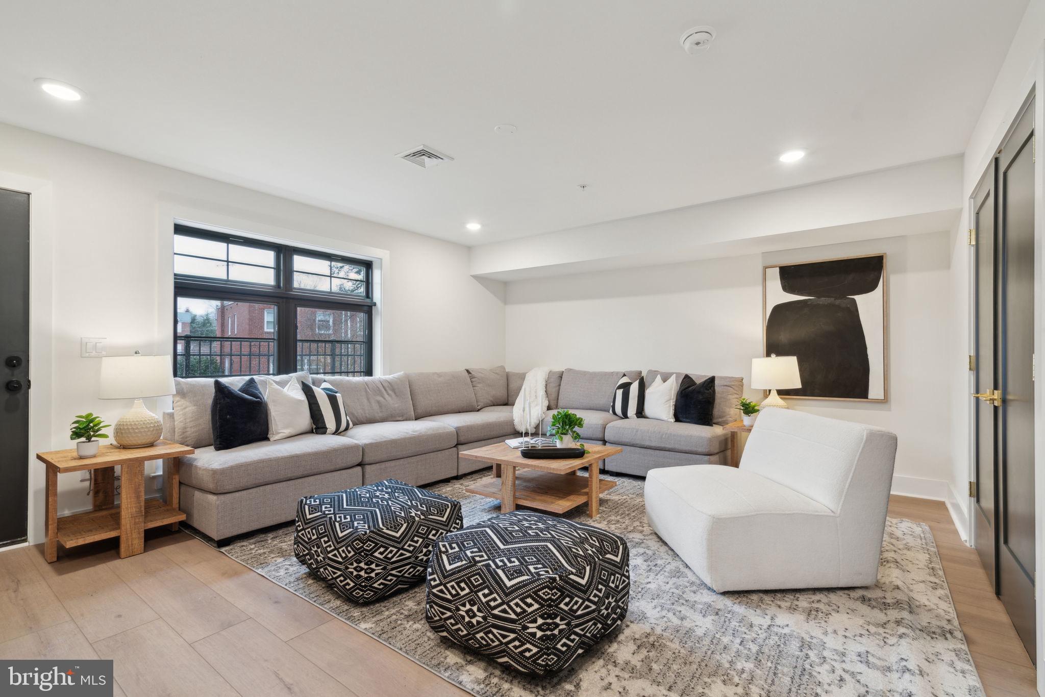 DEARNLEY PARK - Residential