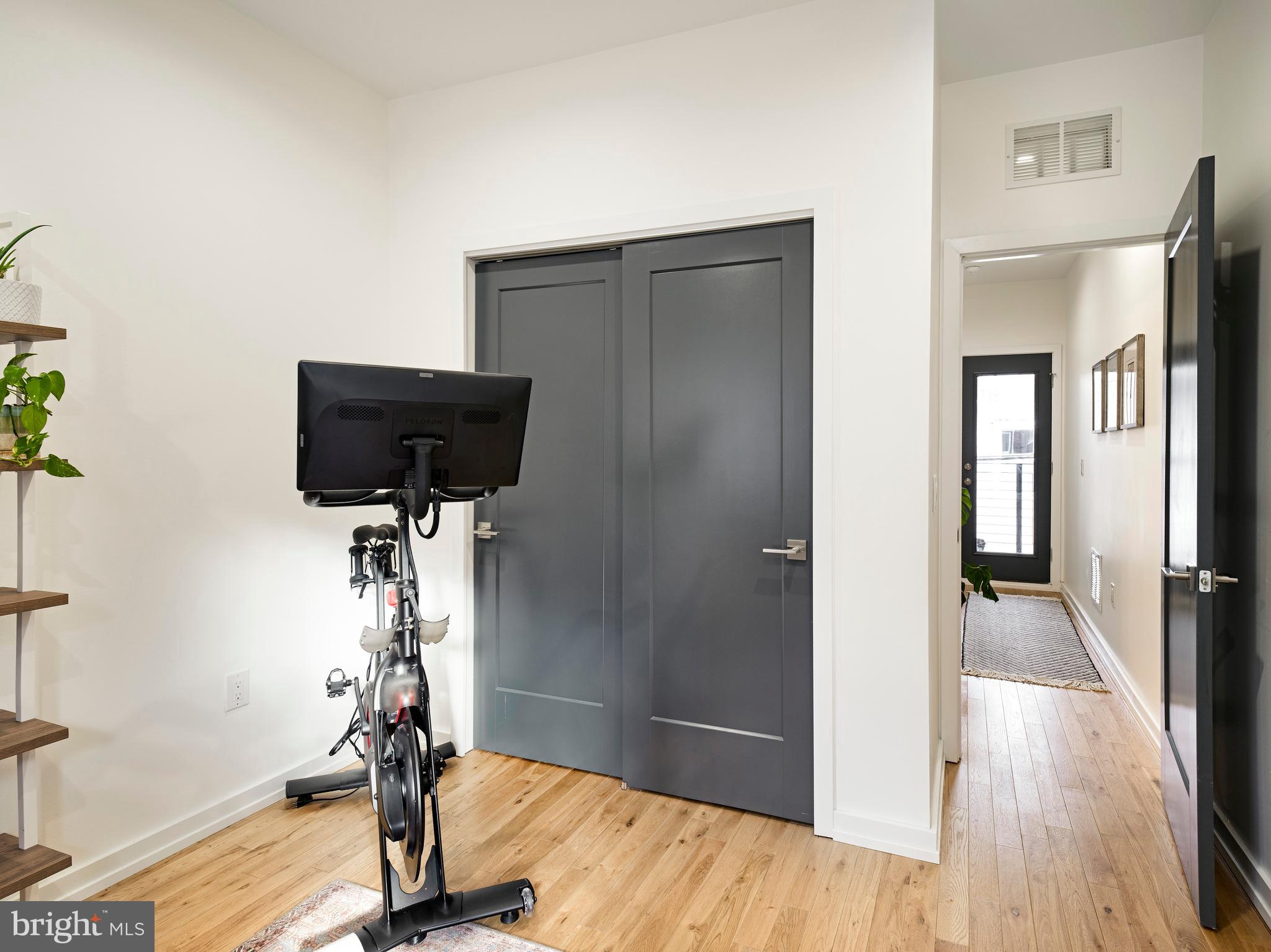 OLDE KENSINGTON - Residential