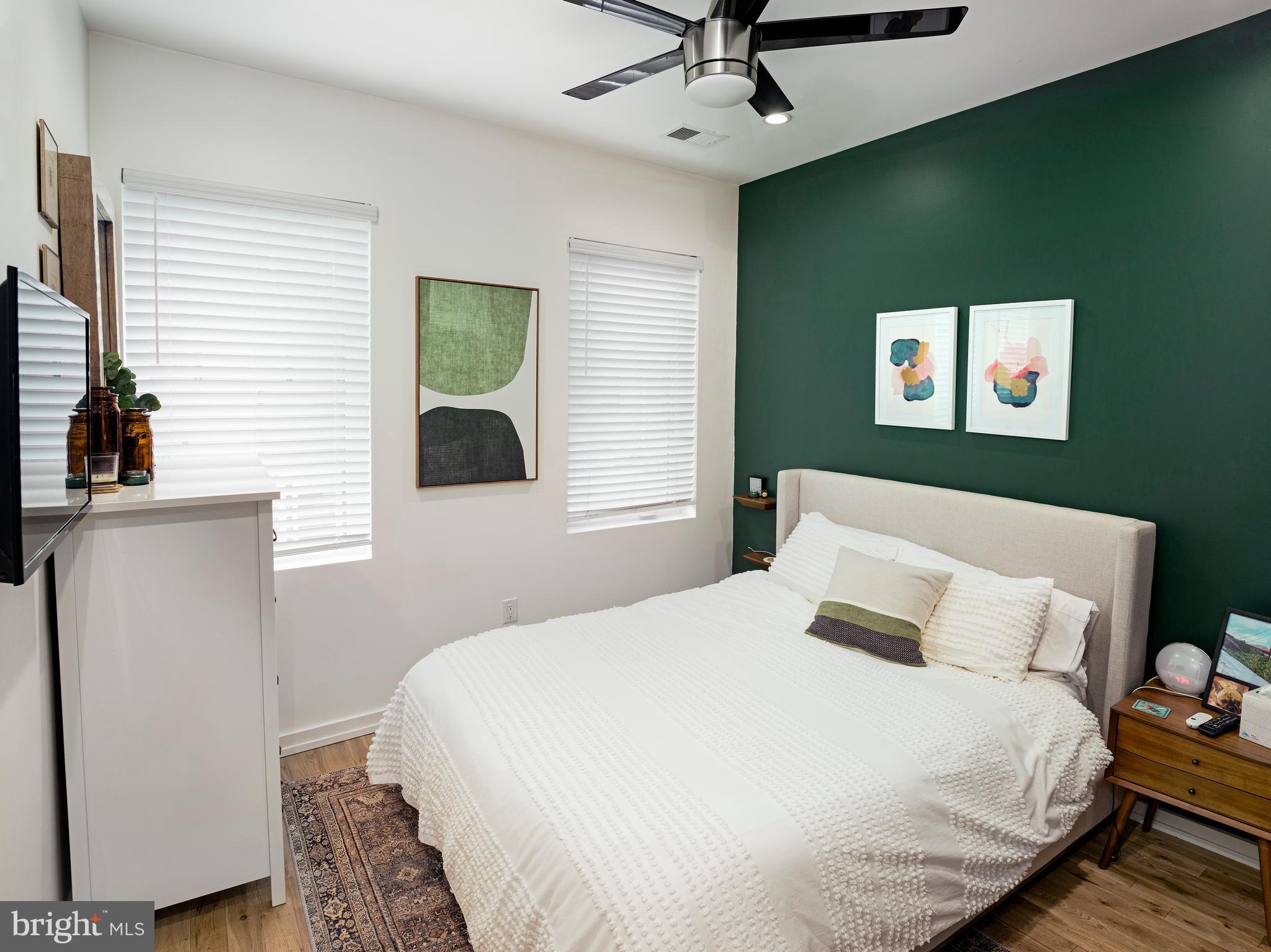 OLDE KENSINGTON - Residential