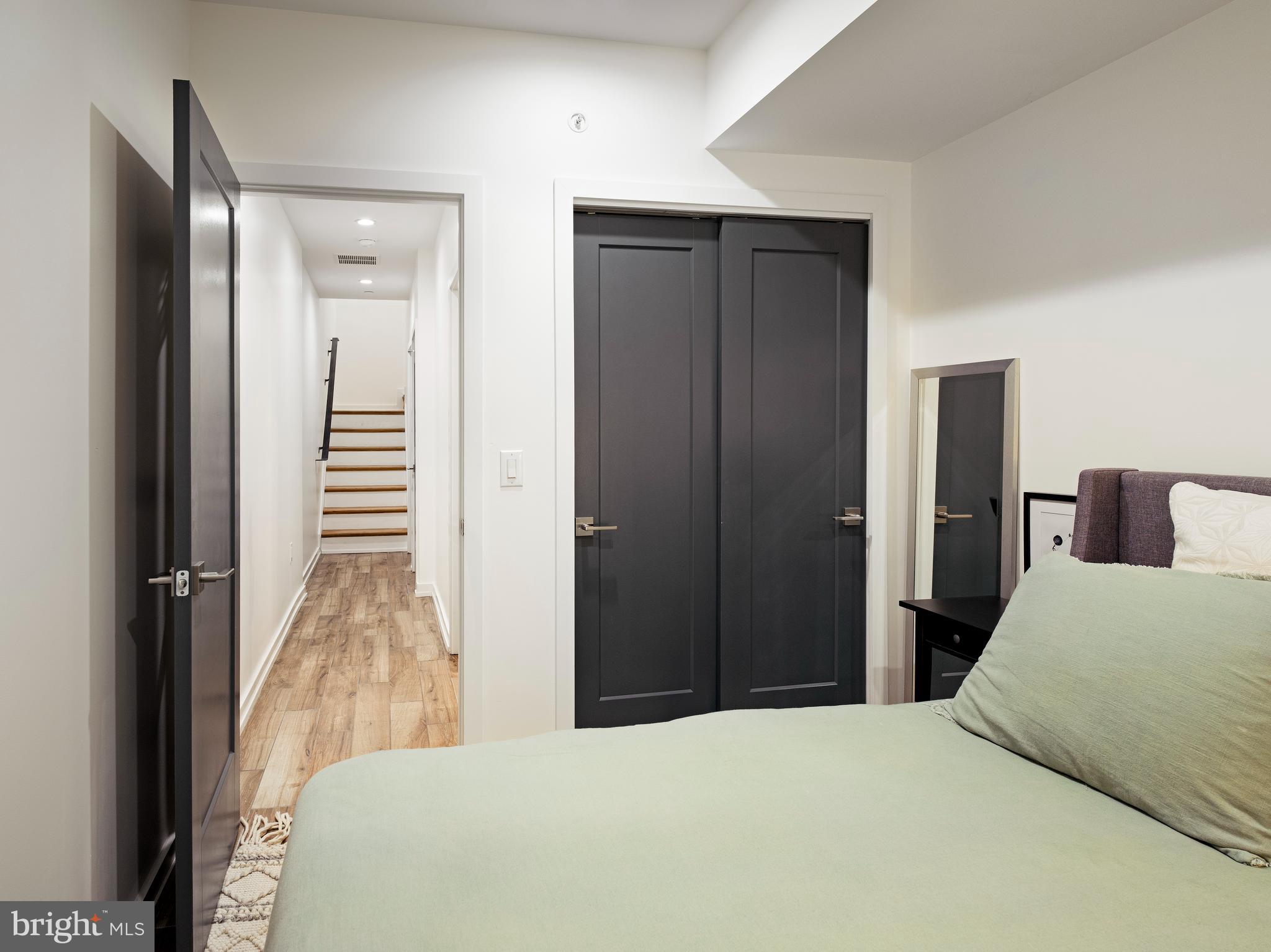 OLDE KENSINGTON - Residential