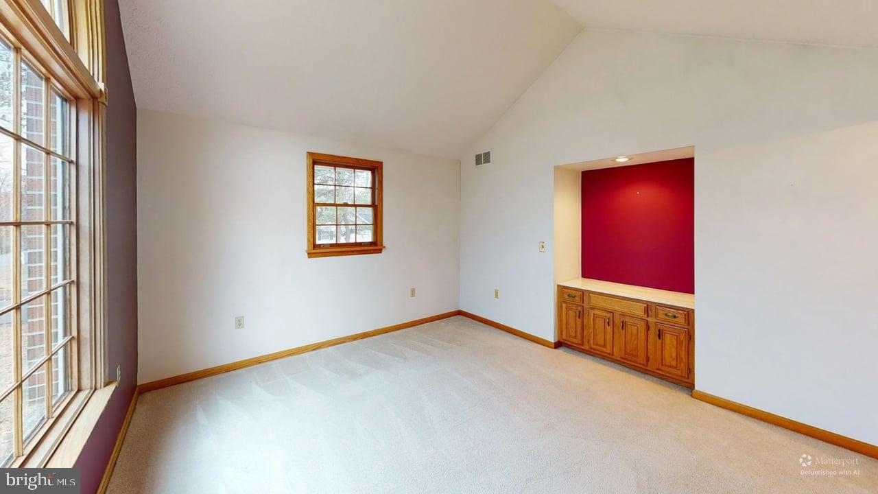 LAKEWOOD - Residential