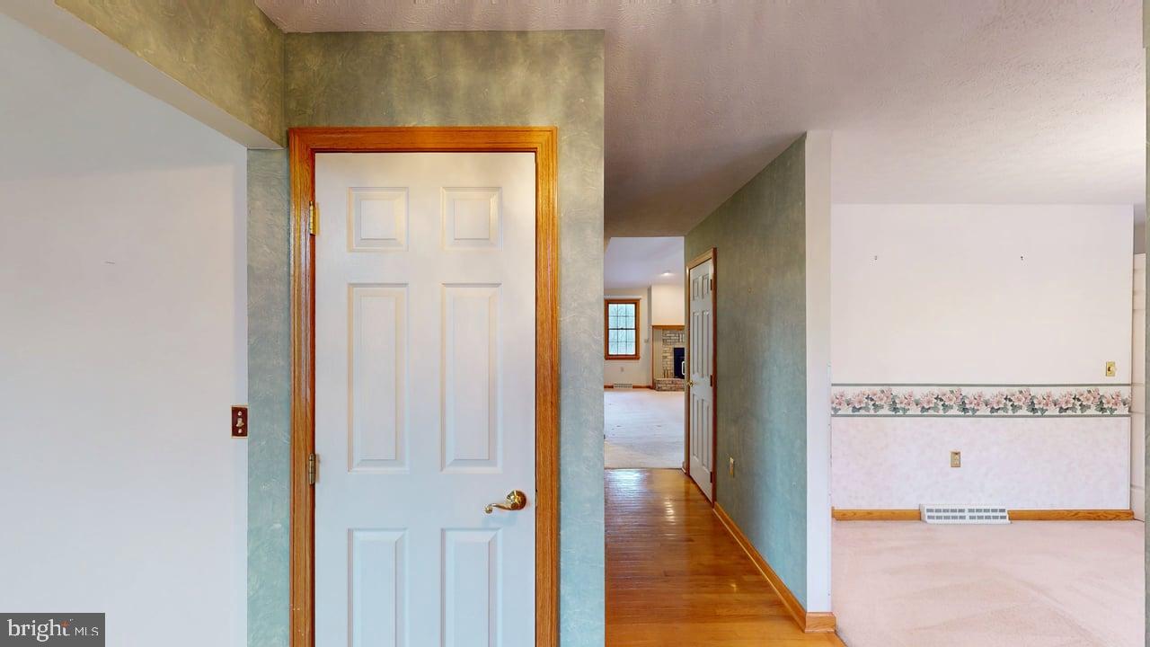 LAKEWOOD - Residential