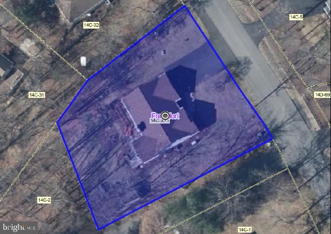 LAKEWOOD - Residential