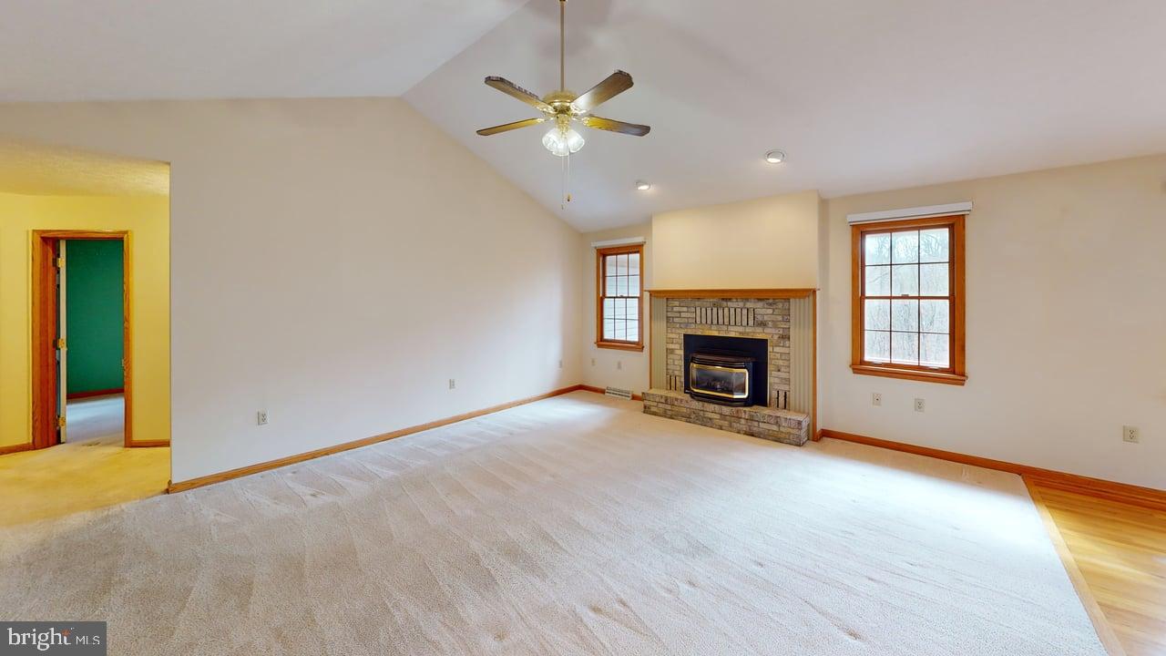 LAKEWOOD - Residential