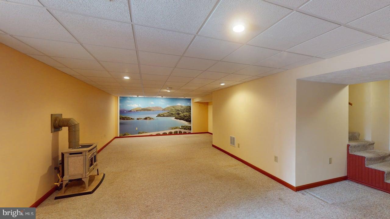 LAKEWOOD - Residential