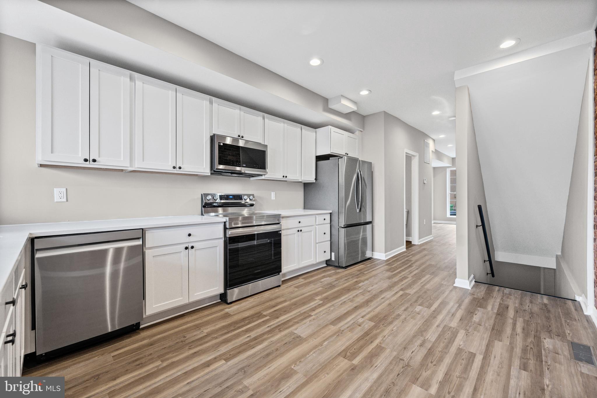 BIDDLE STREET - Residential