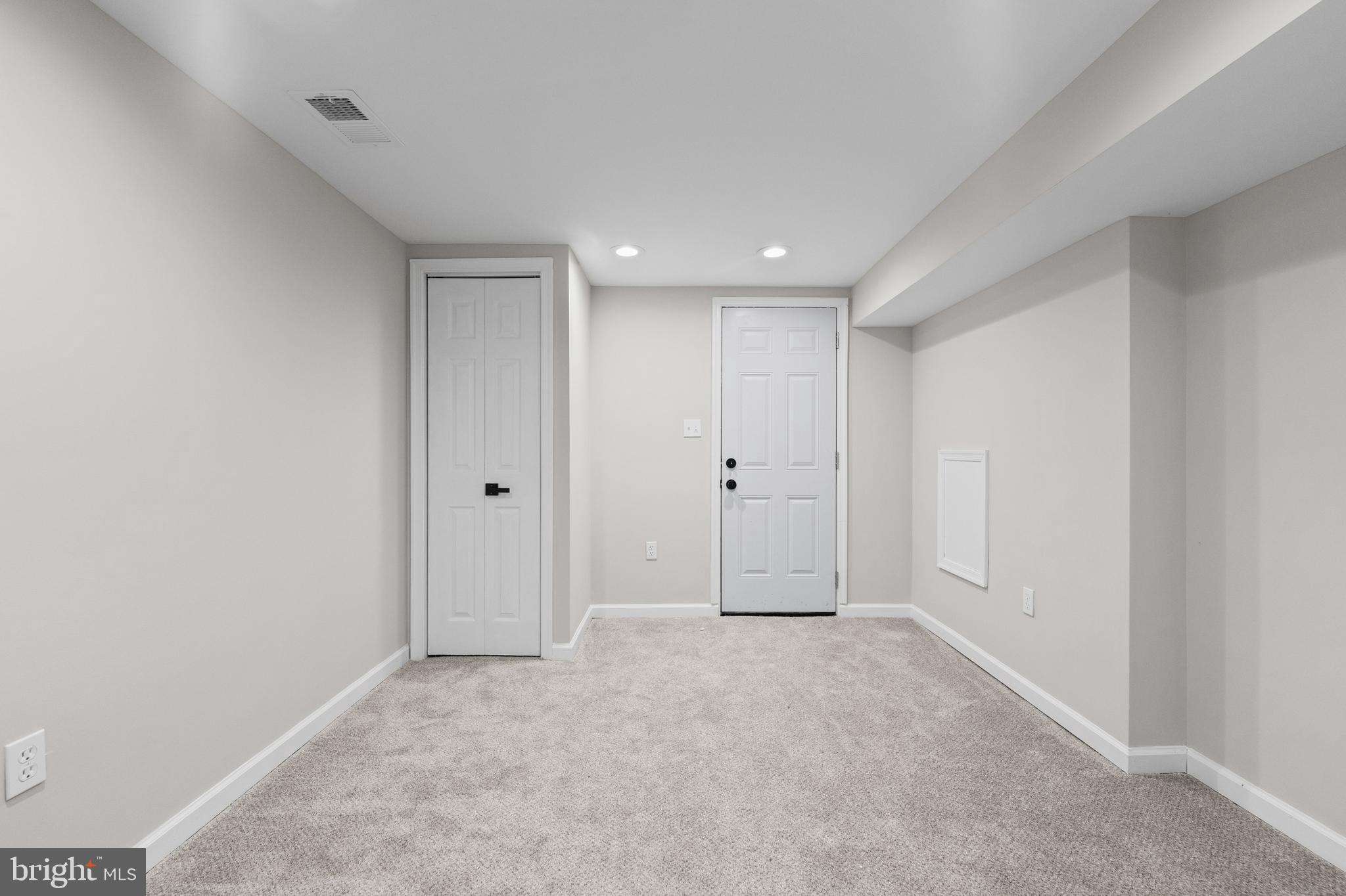 BIDDLE STREET - Residential