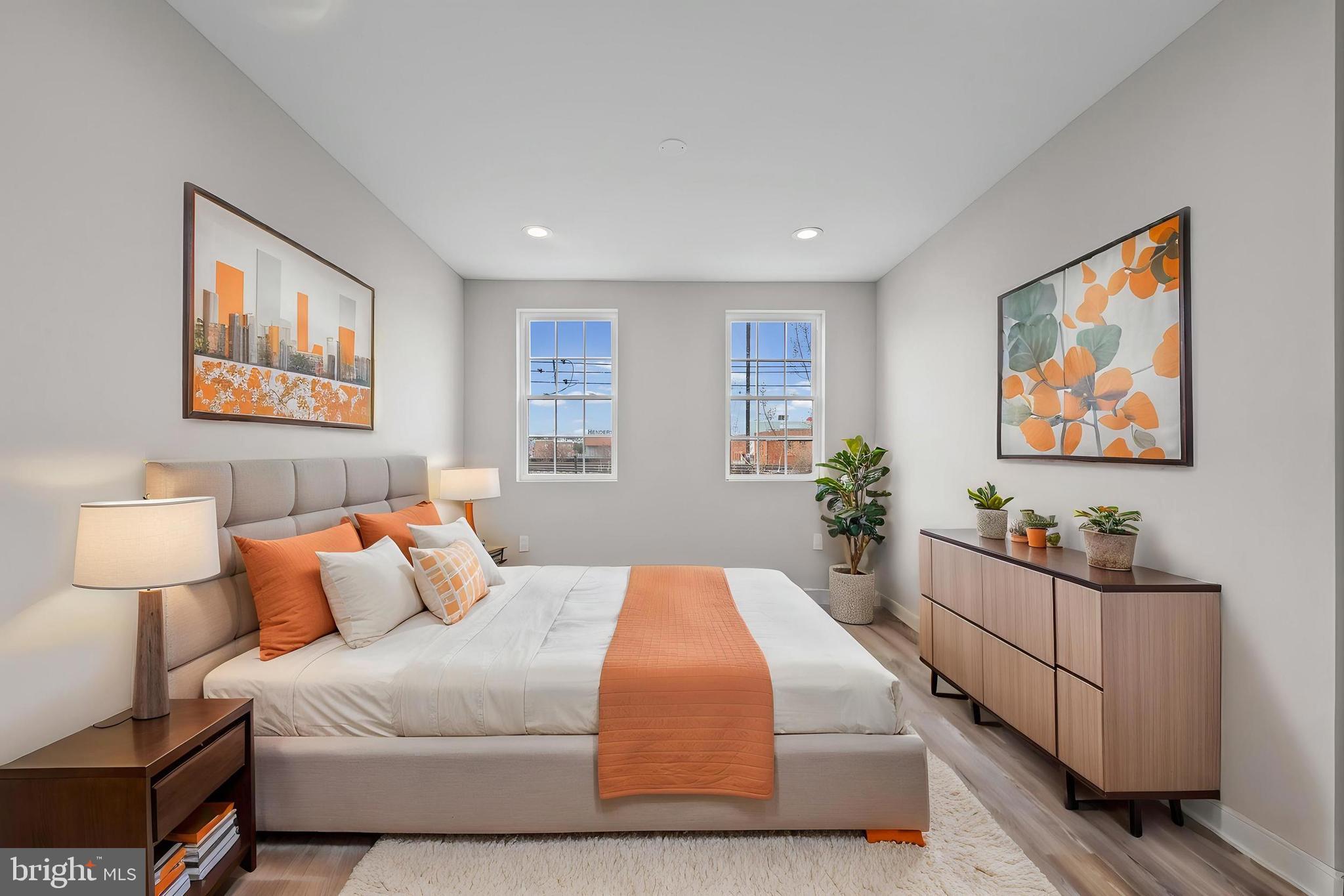 BIDDLE STREET - Residential