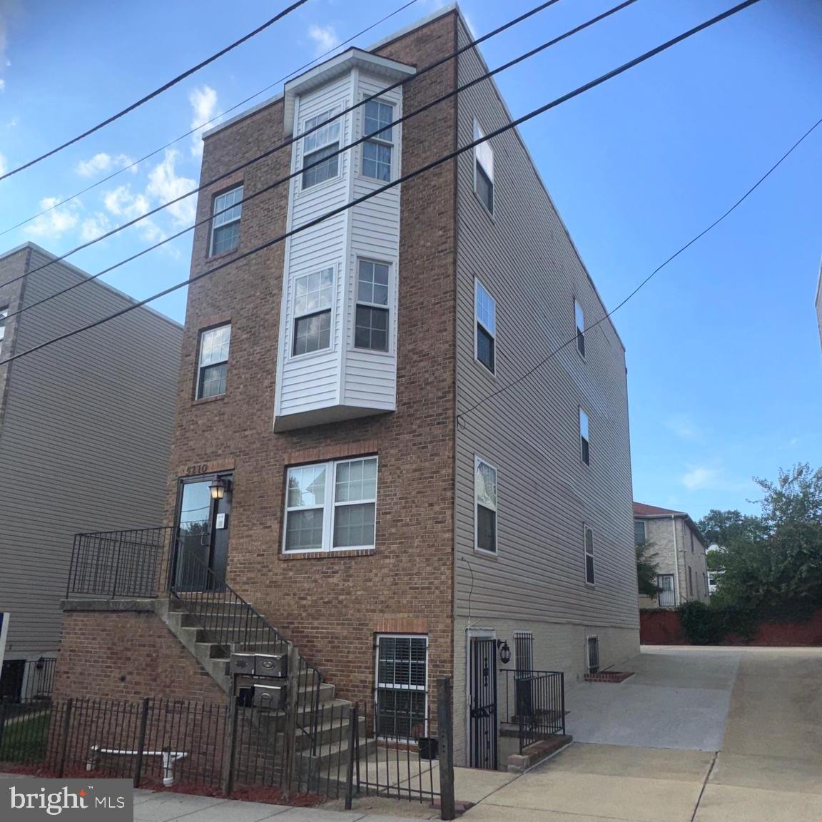 5210 F STREET SE 1