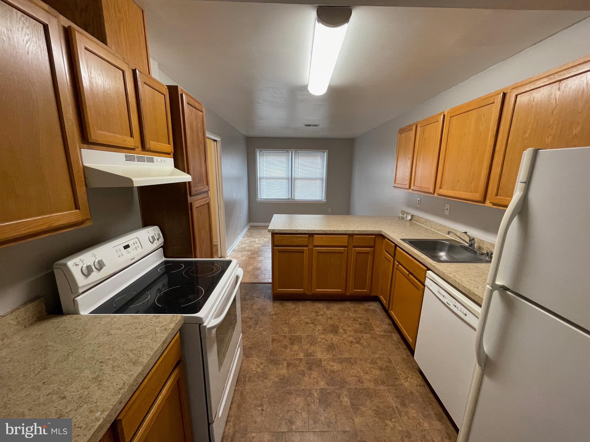 ACTON VILLAGE - Residential Lease