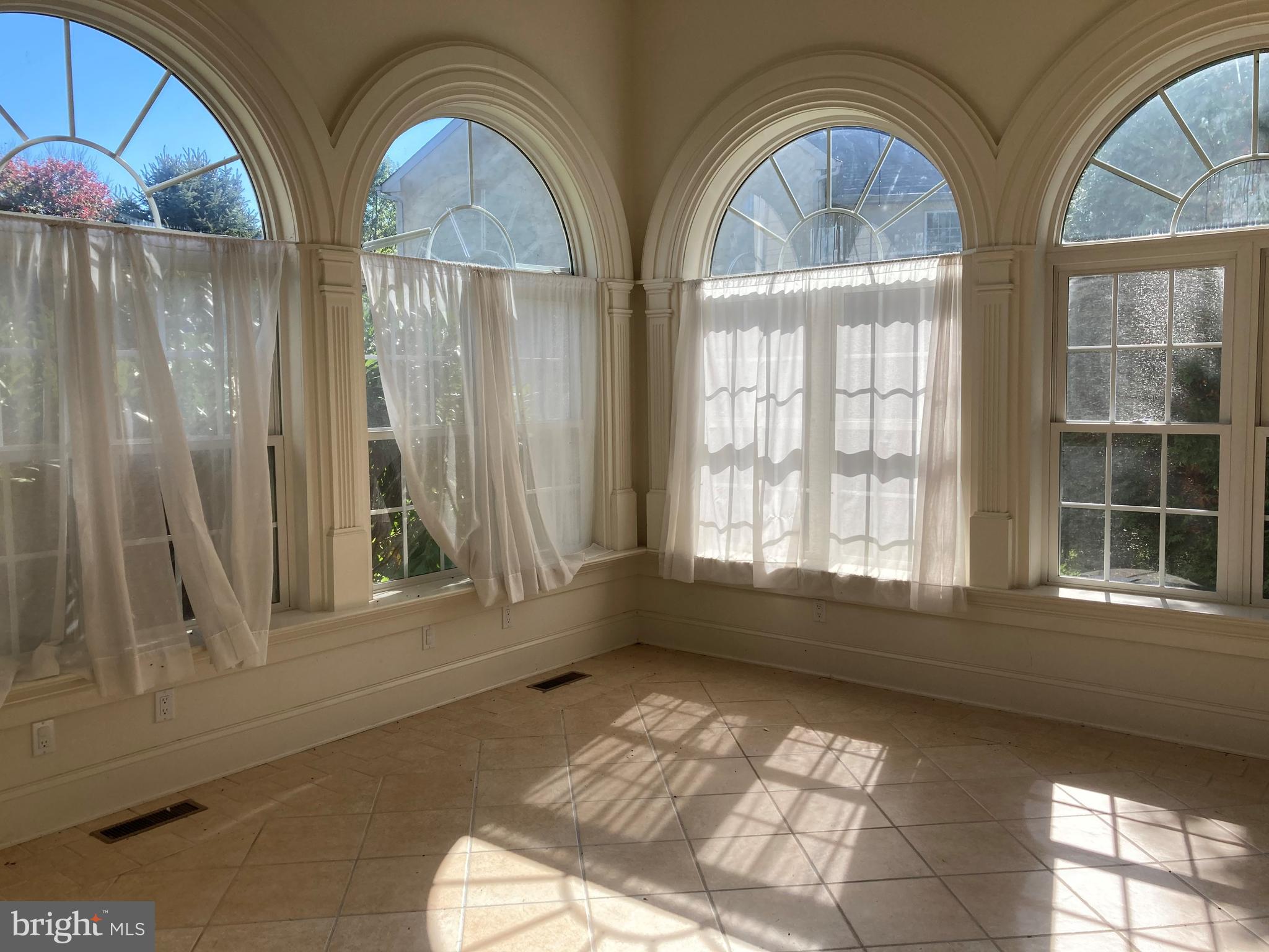 HIGHGROVE AT BRADF - Residential Lease