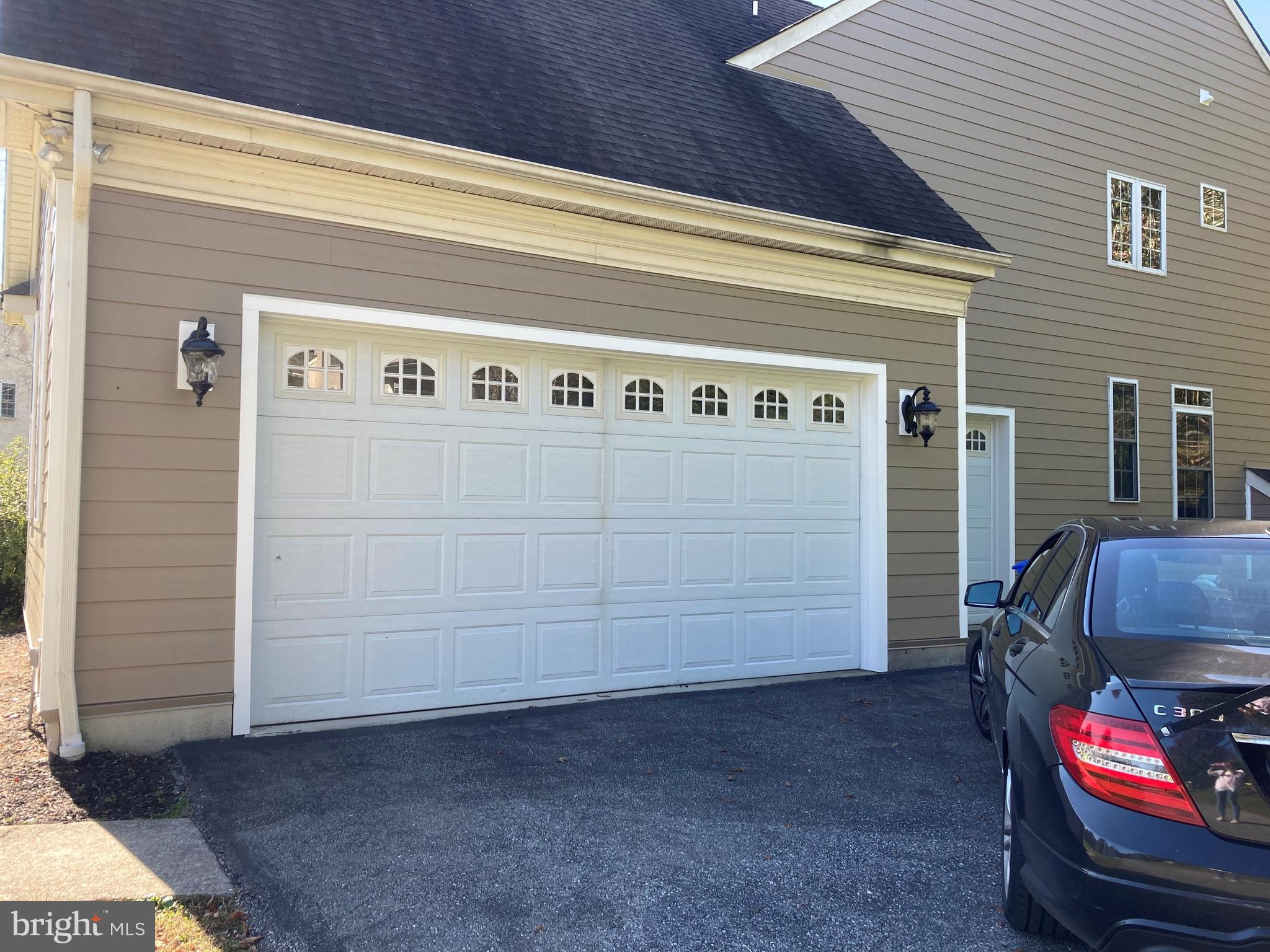 HIGHGROVE AT BRADF - Residential Lease