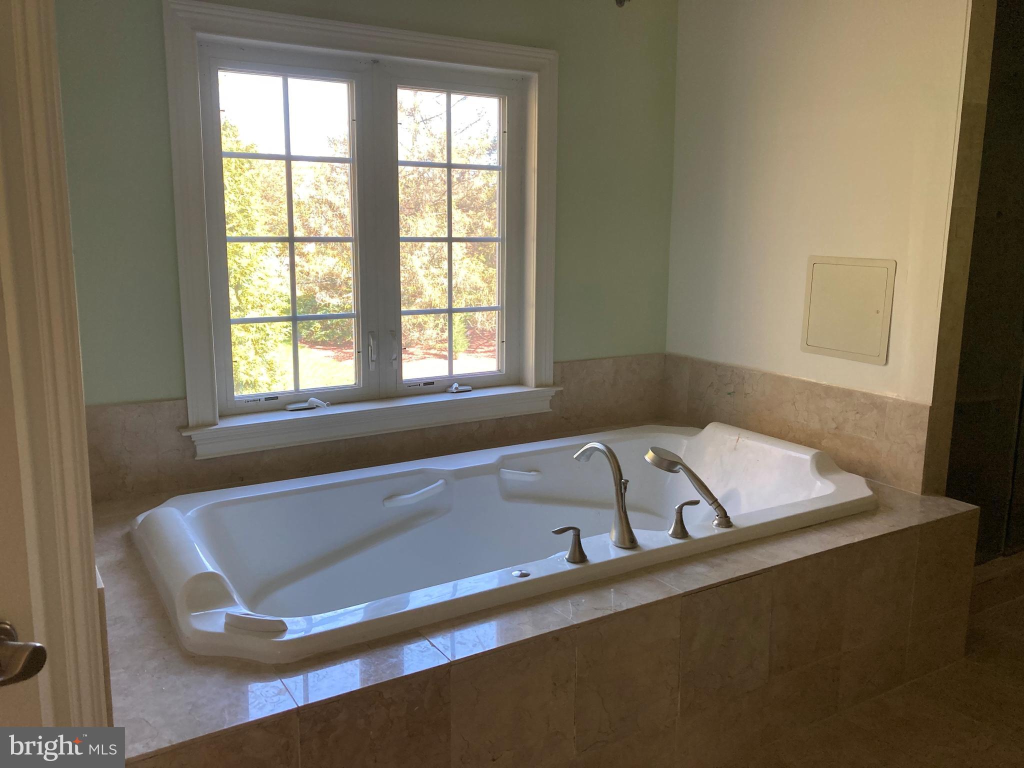 HIGHGROVE AT BRADF - Residential Lease