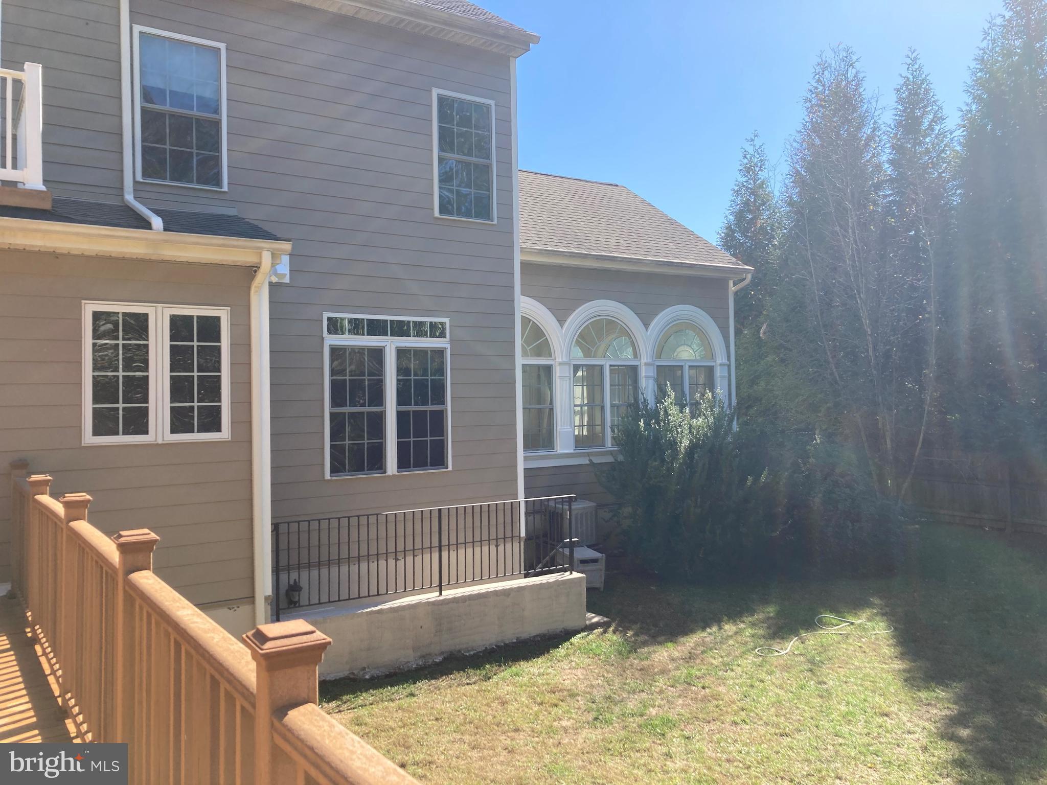 HIGHGROVE AT BRADF - Residential Lease