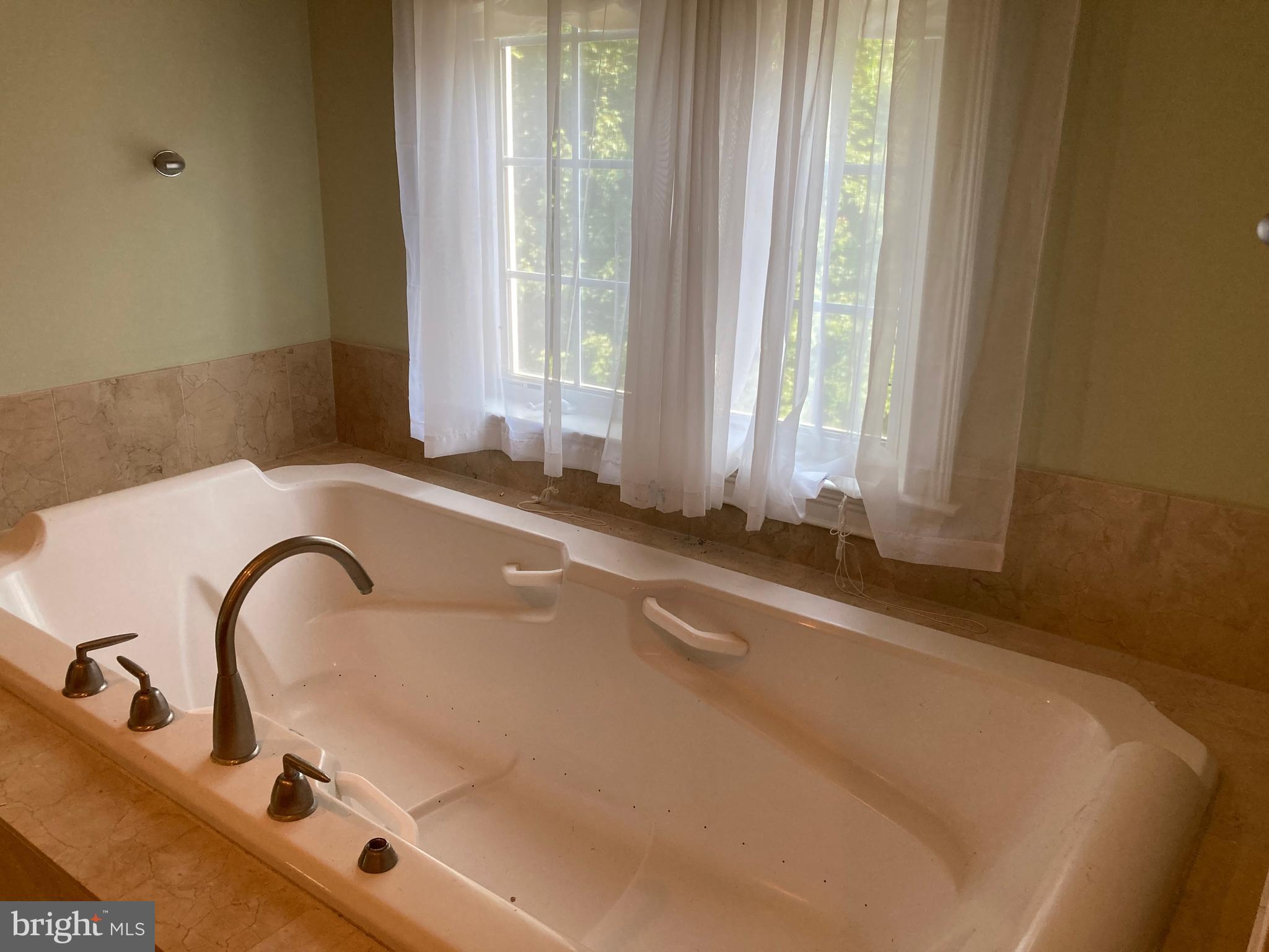 HIGHGROVE AT BRADF - Residential Lease