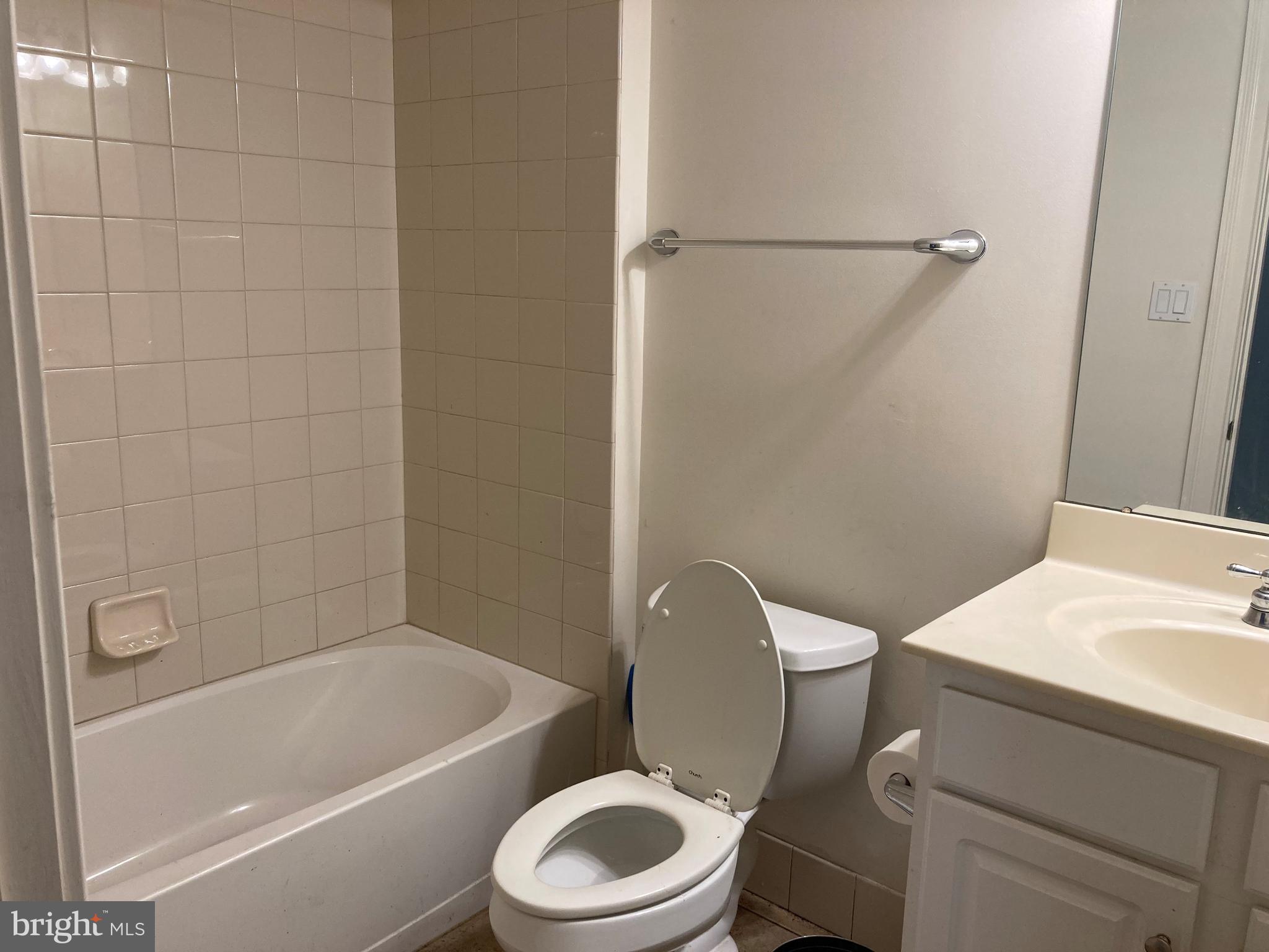 HIGHGROVE AT BRADF - Residential Lease