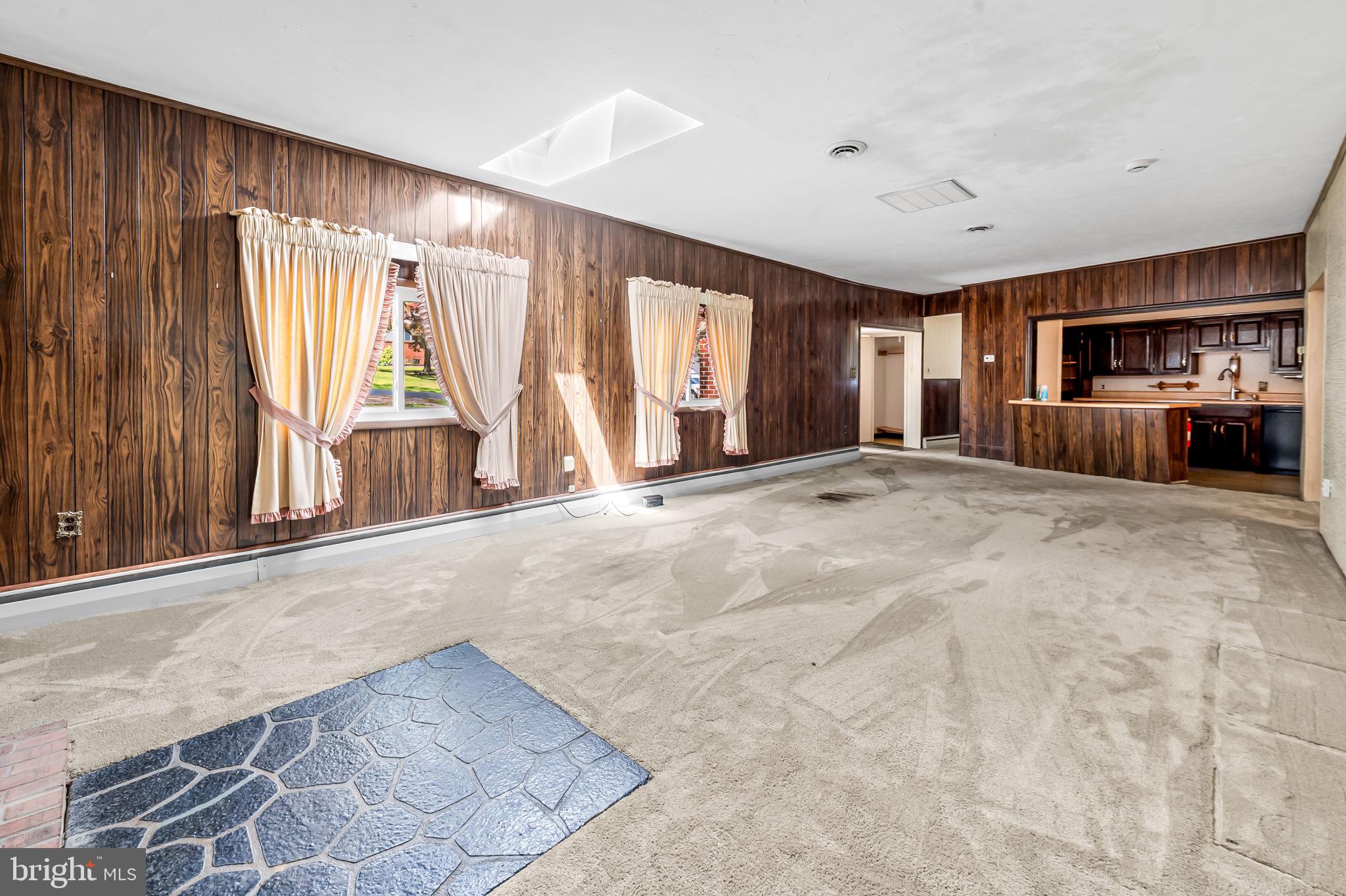 HUNTERS HARBOR - Residential