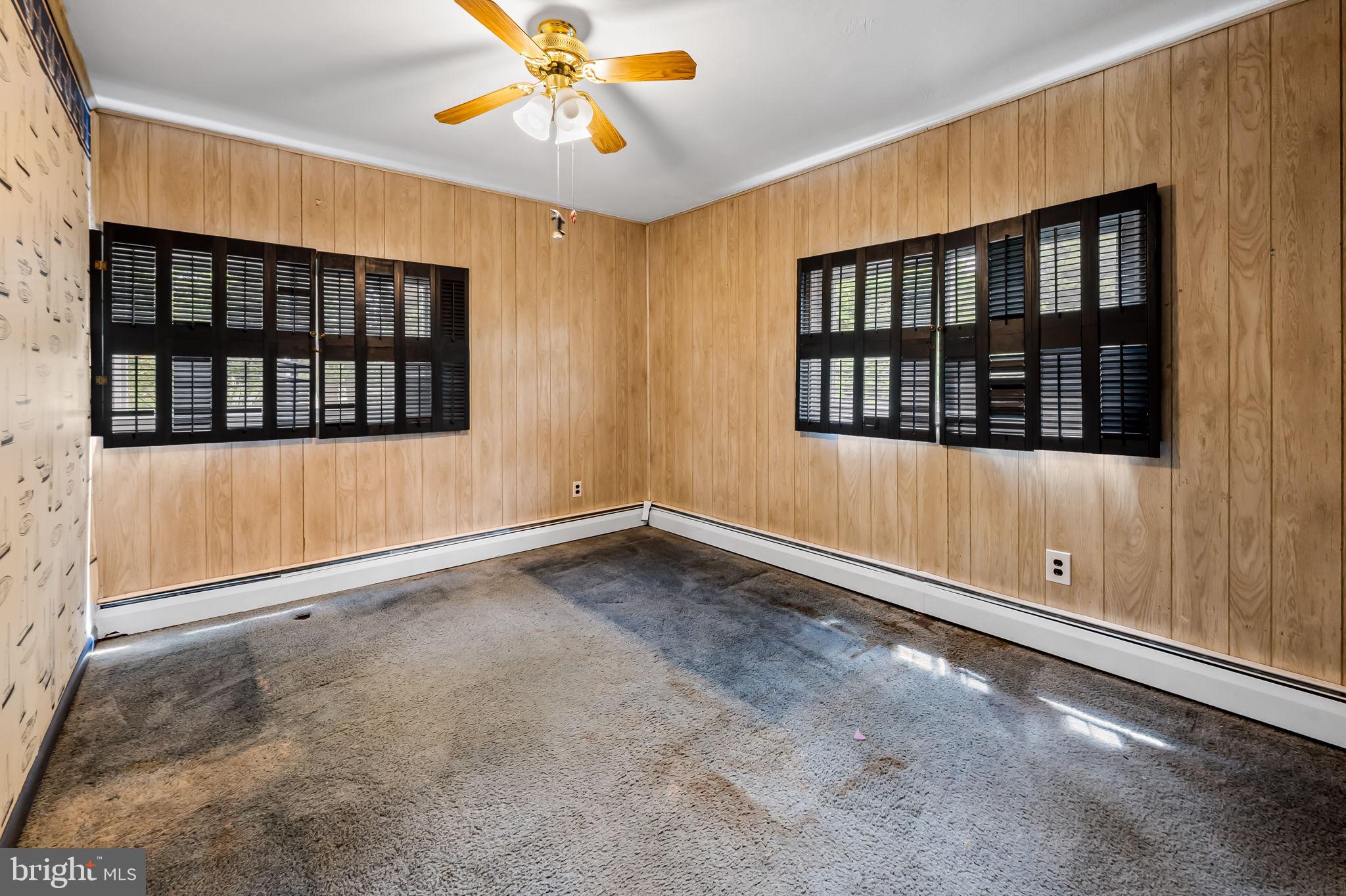 HUNTERS HARBOR - Residential