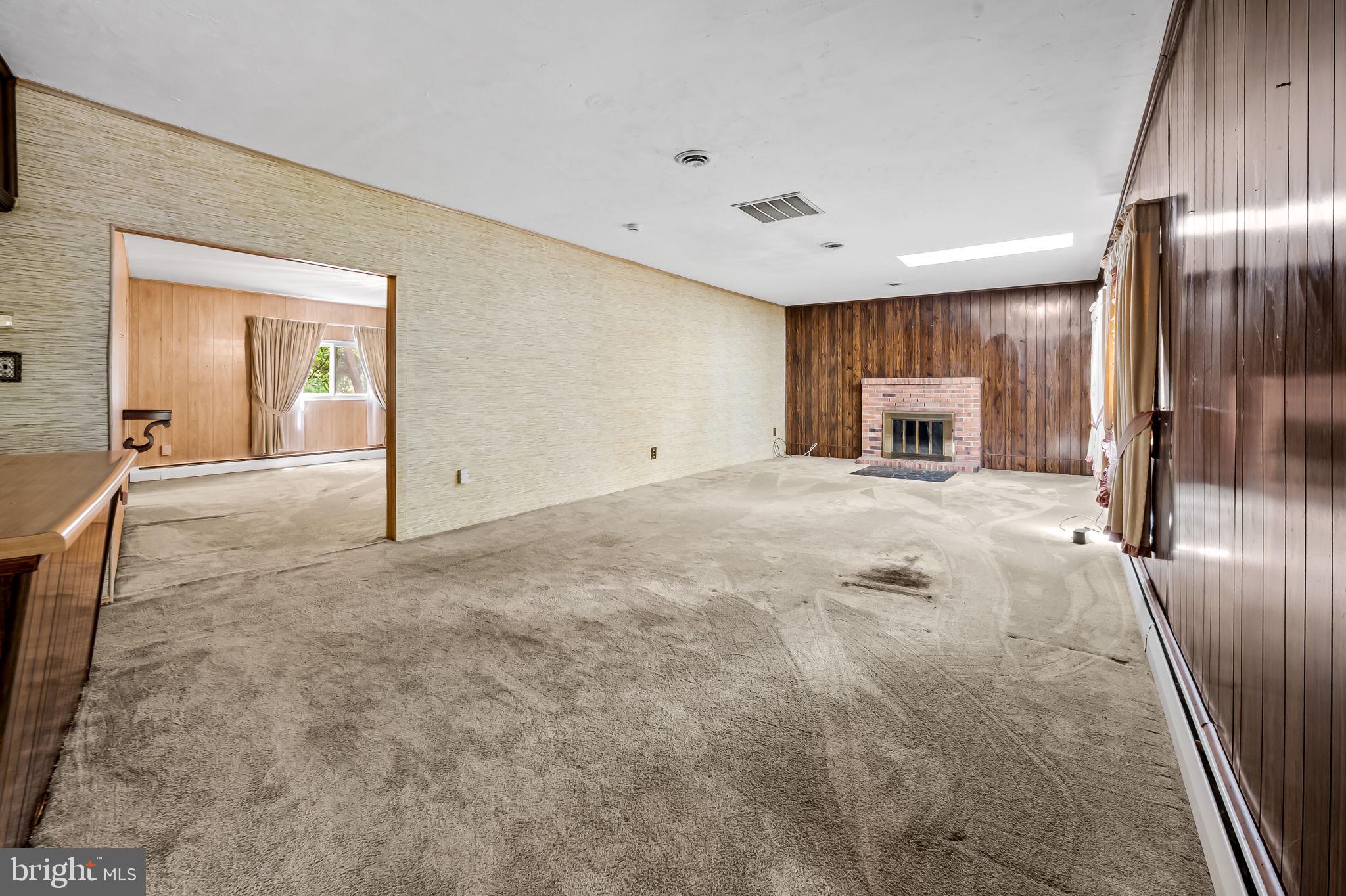 HUNTERS HARBOR - Residential