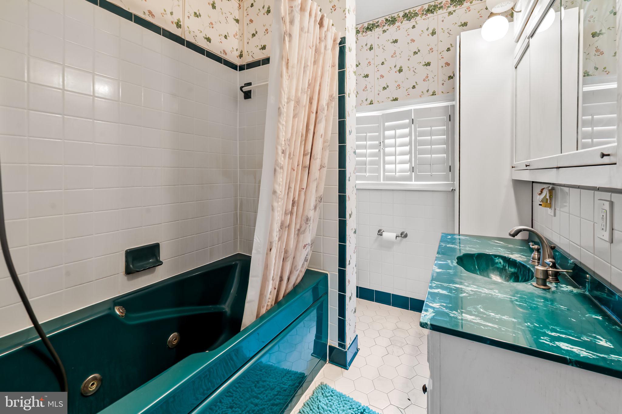 HUNTERS HARBOR - Residential