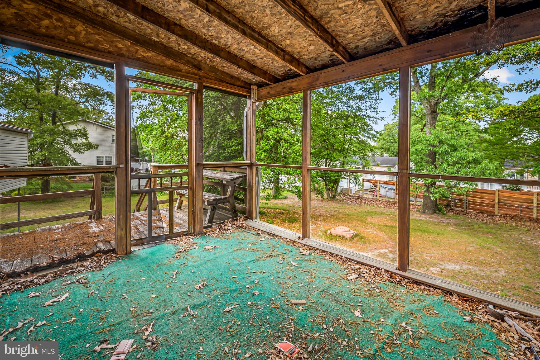 HUNTERS HARBOR - Residential