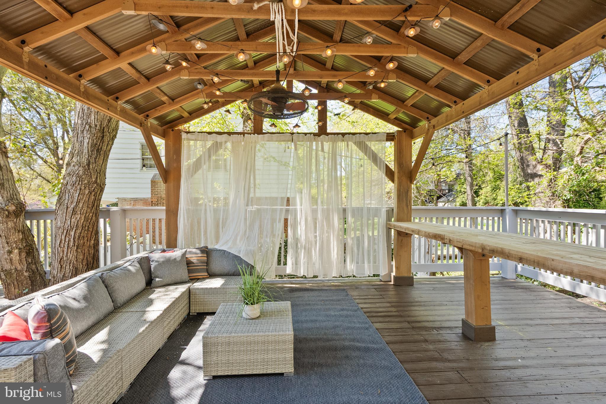 STRATFORD LANDING - Residential