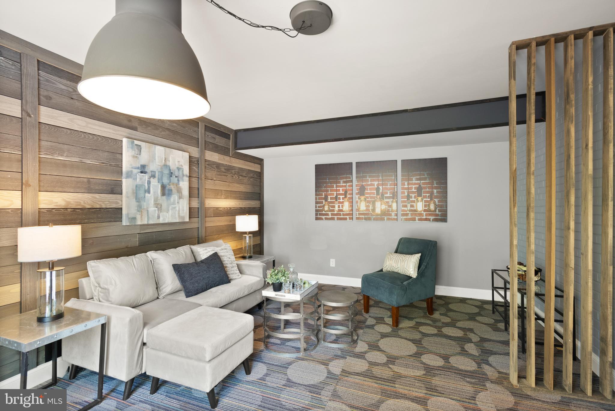 STRATFORD LANDING - Residential