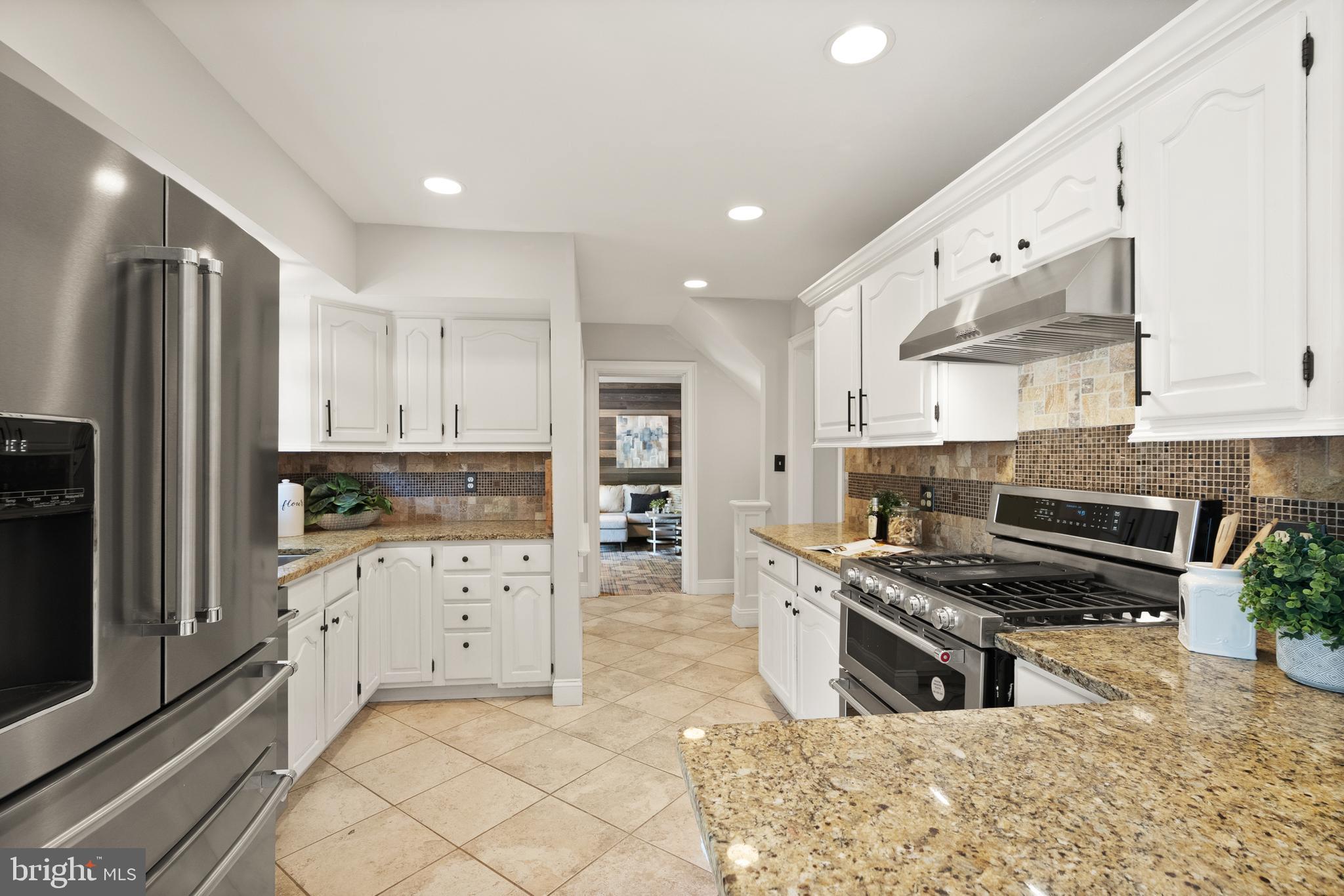 STRATFORD LANDING - Residential