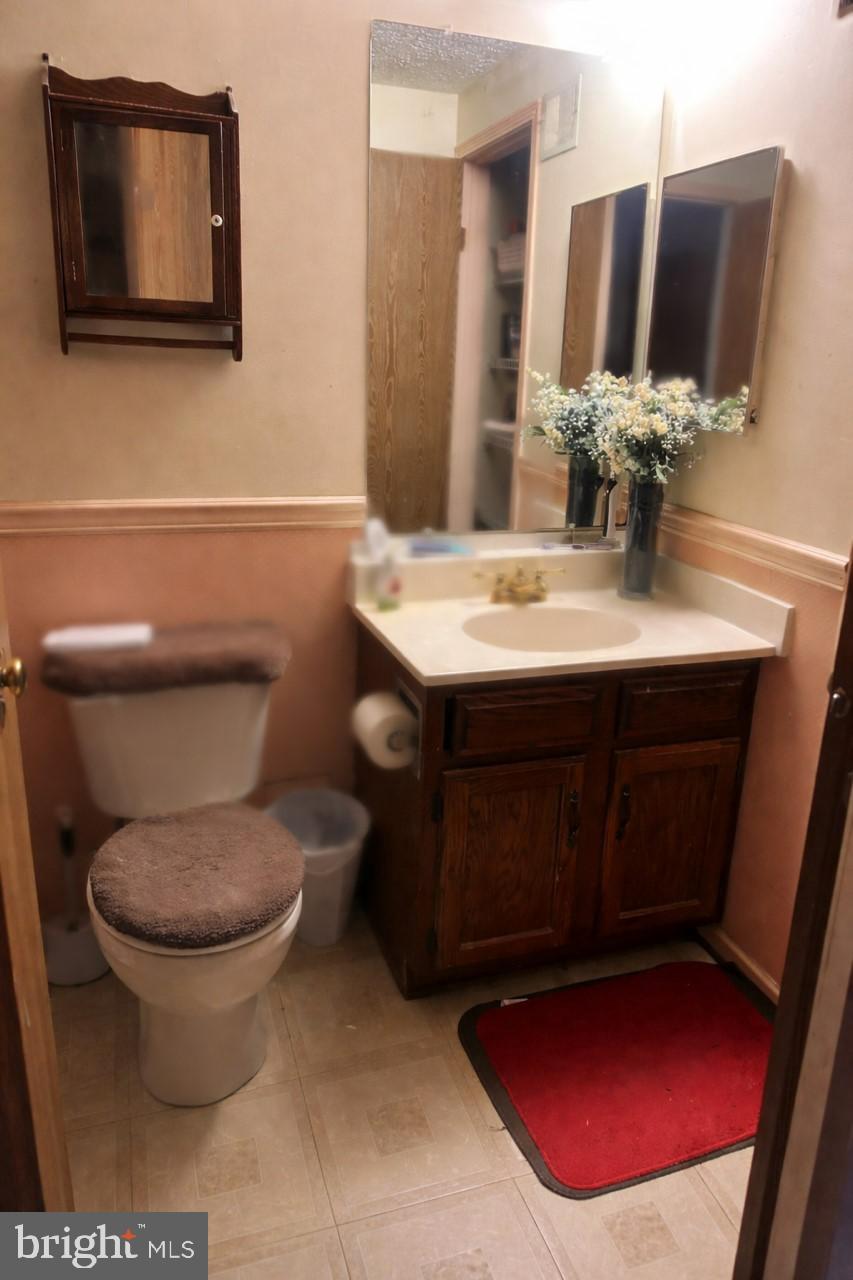 HILLCREST ORCHARDS - Residential