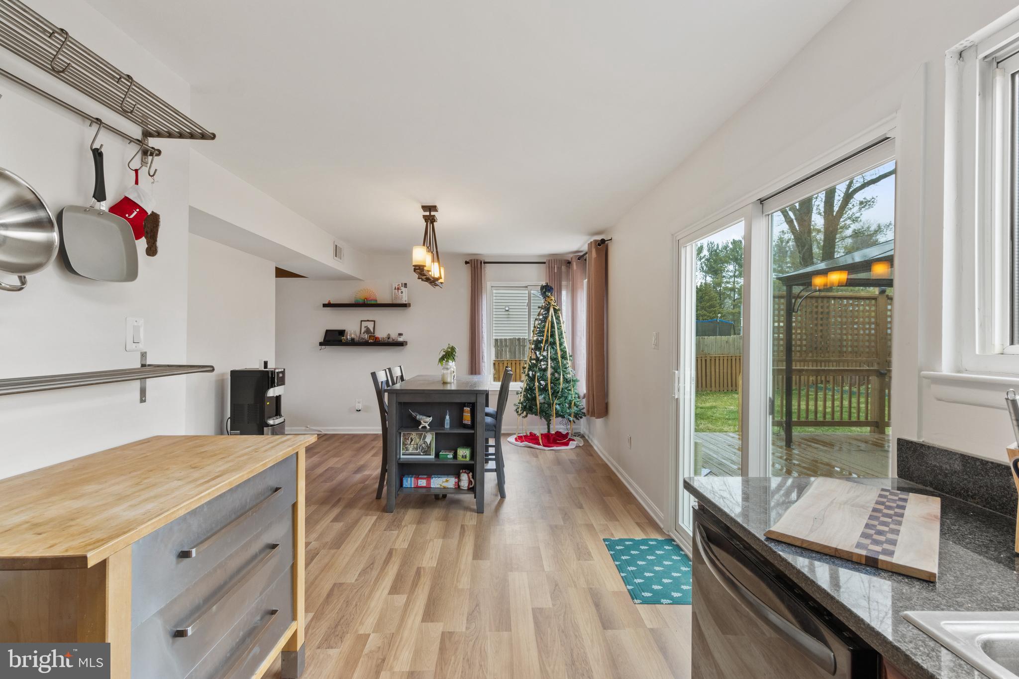 POINTER RIDGE - Residential