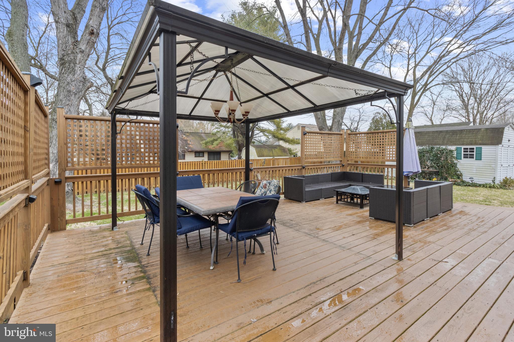 POINTER RIDGE - Residential