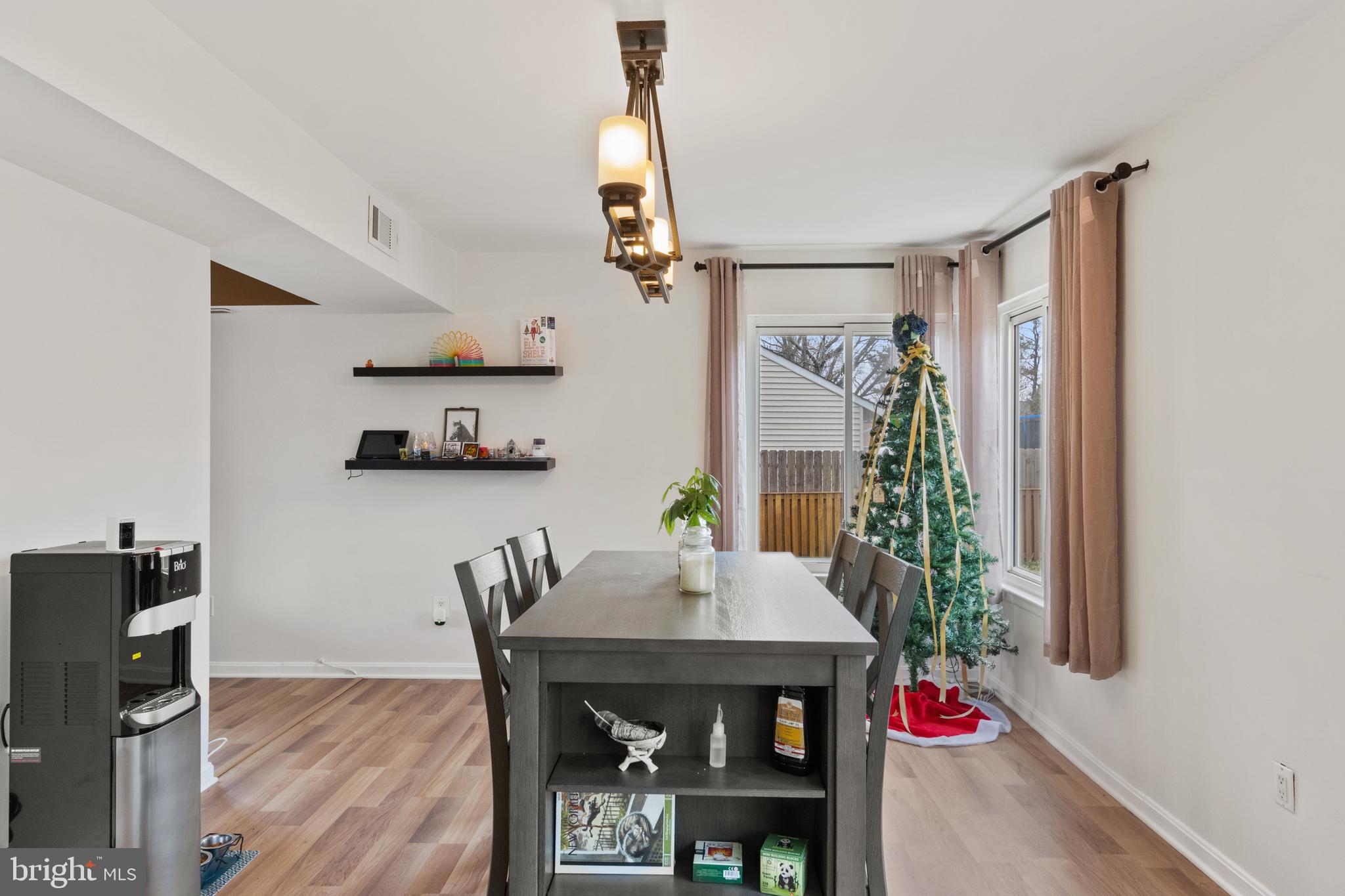 POINTER RIDGE - Residential