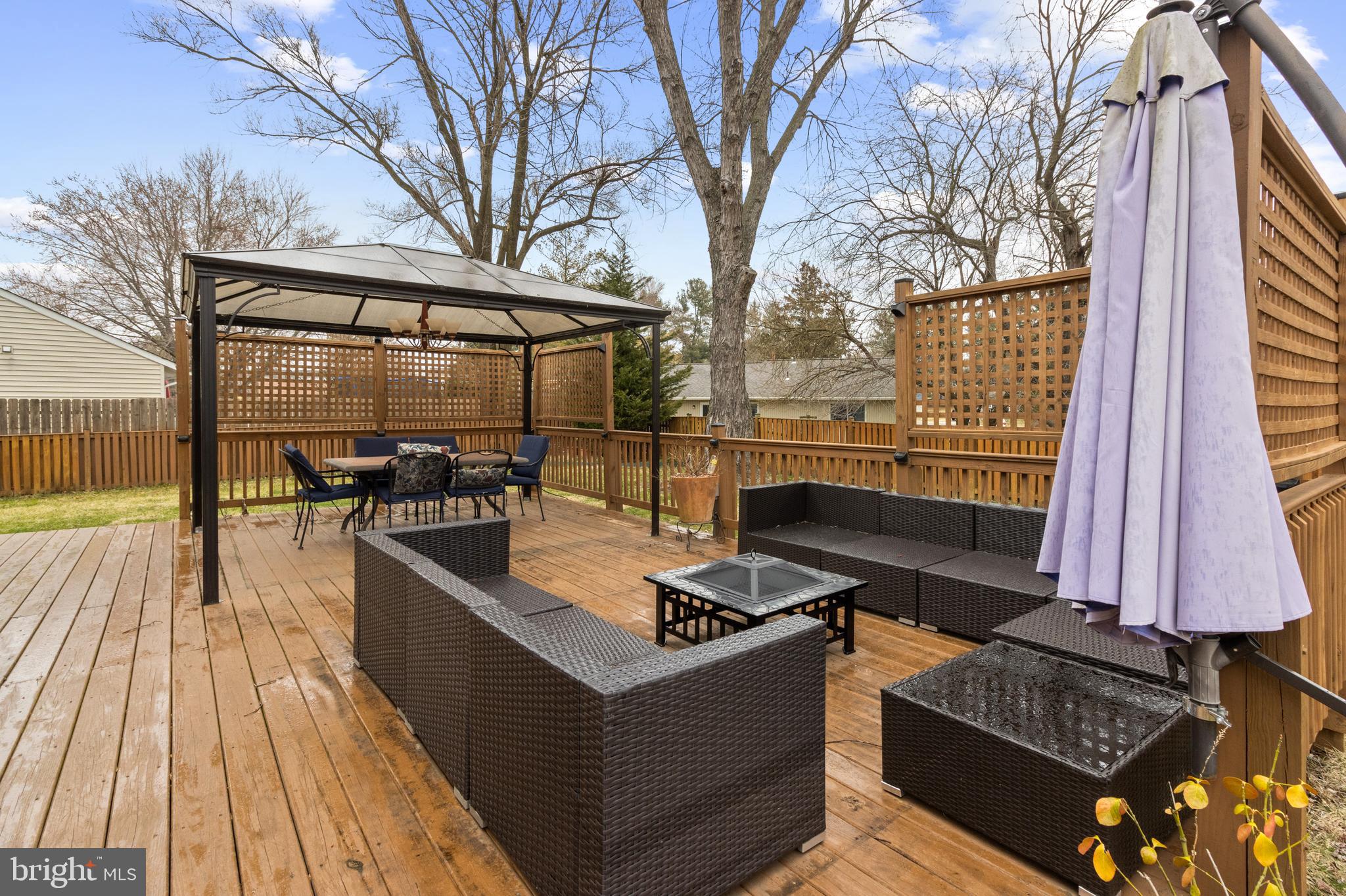 POINTER RIDGE - Residential